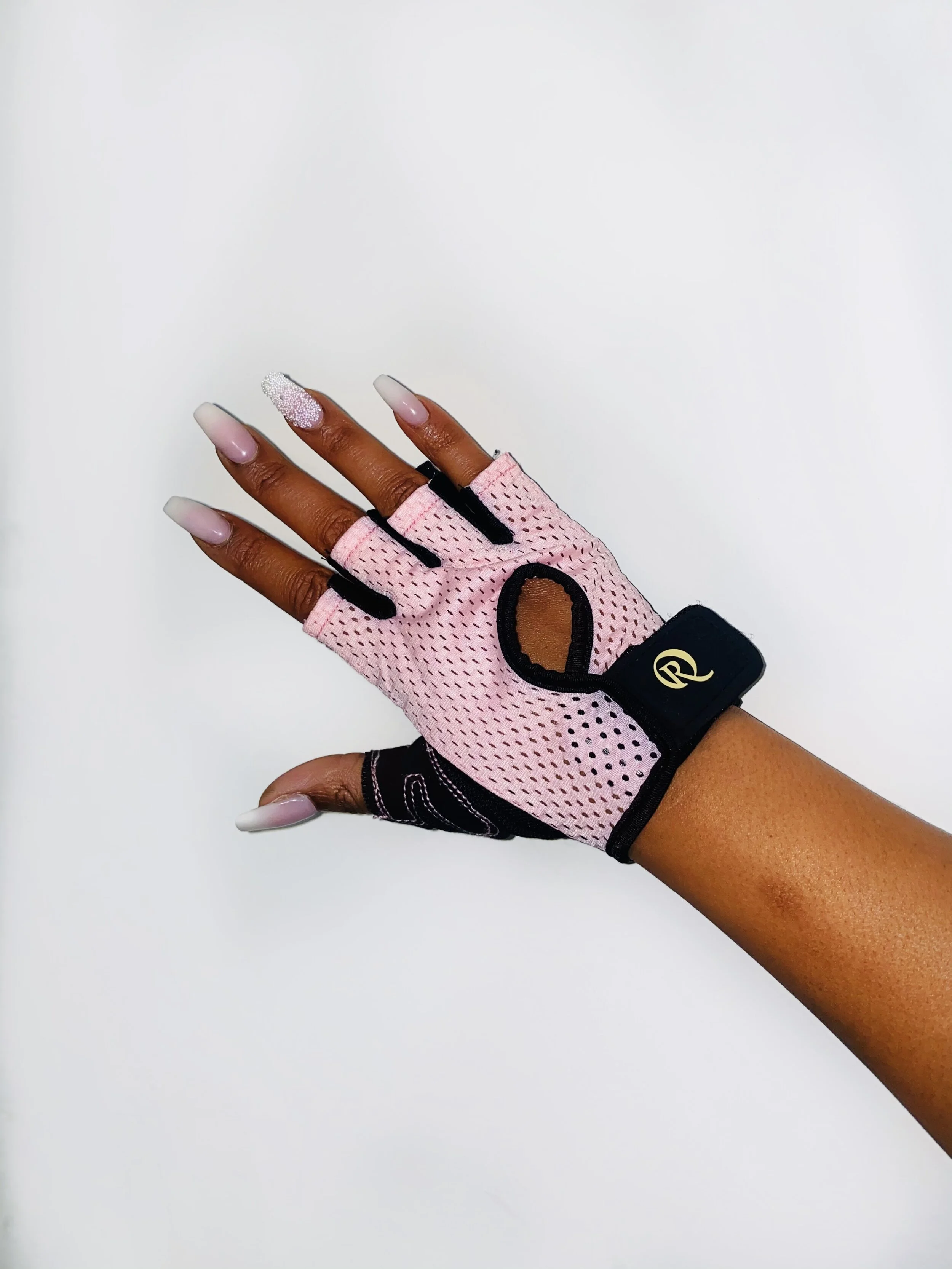 gloves pink.jpg