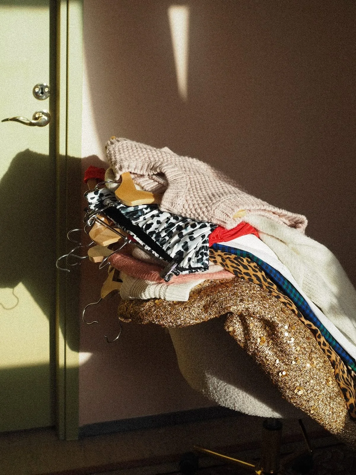 Maanantaimarket palvelee tulevana lauantaina poikkeuksellisesti klo 12-16 (pyh&auml;inp&auml;iv&auml;) 🎃✨

P.S. Joulukuun varauskalenteri aukeaa huomenna 31.10. klo 11. Marraskuun vikat paikat voi k&auml;yd&auml; varaamassa vaikka heti. Linkit profi