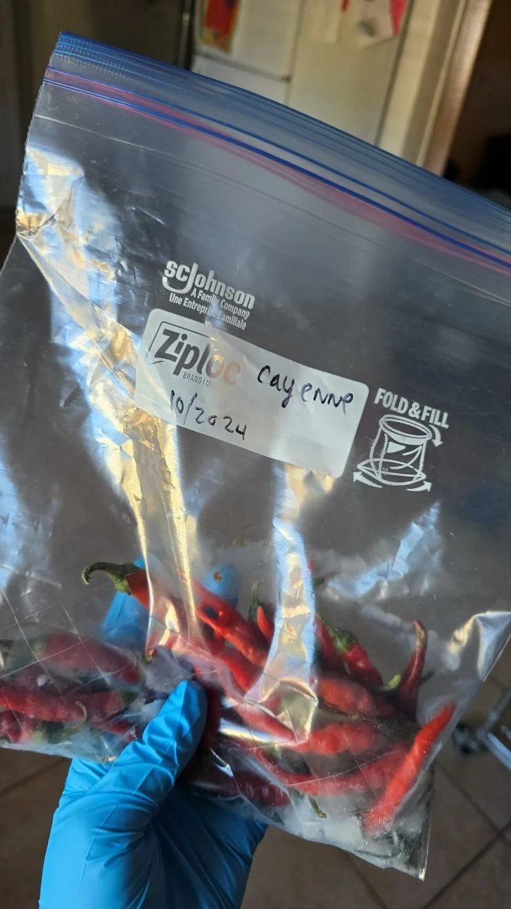 cayennepeppersinaziplockbag.jpg