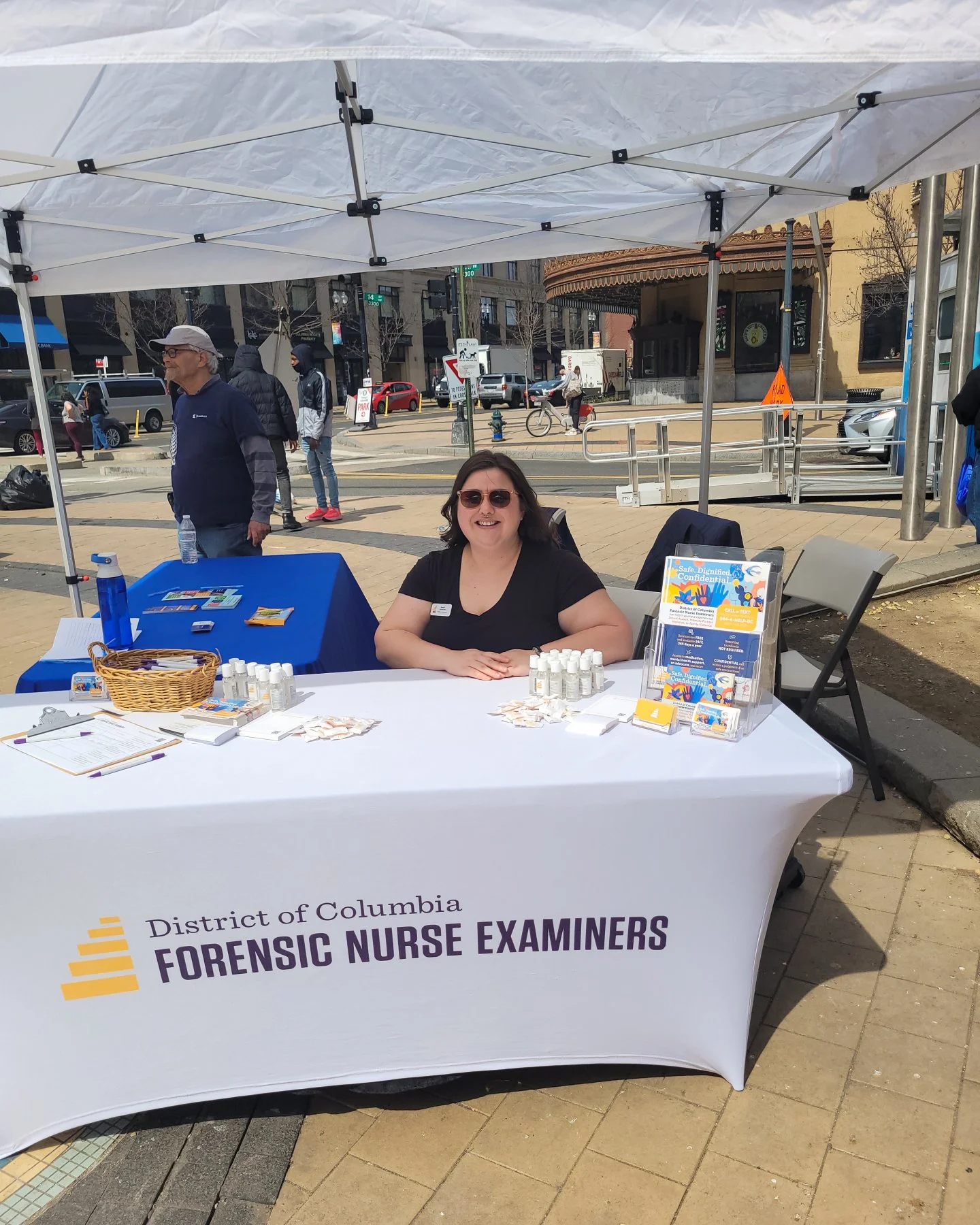It was a beautiful spring day at @districtbridges&rsquo; Community Day in Columbia Heights! DCFNE was grateful to join local organizations like @dc_safe, @hips.dc, and @breadcoinfoundation in sharing resources with our DC community members. Events li