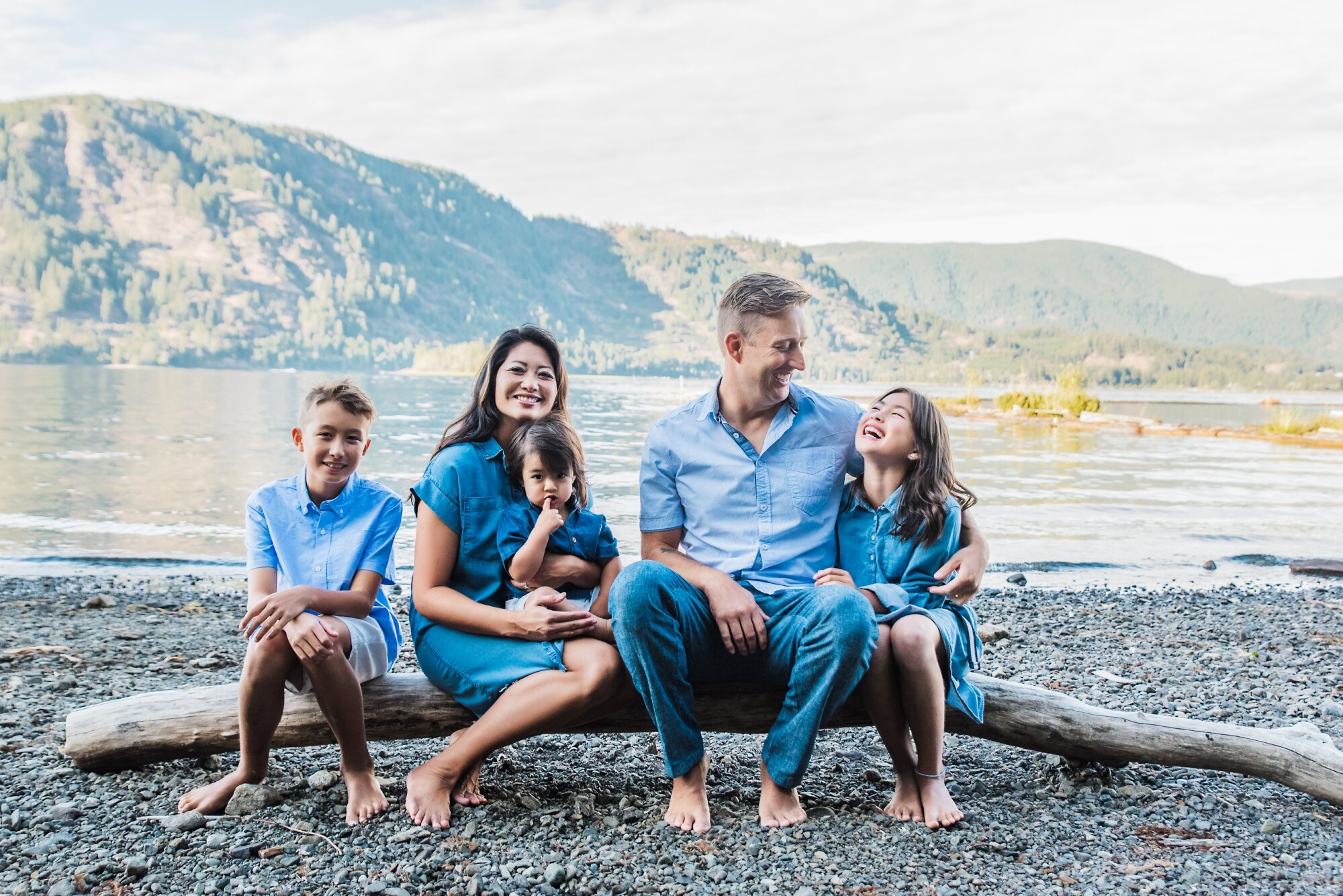 family photographers victoria bc cowichan lake family session_0010.jpg