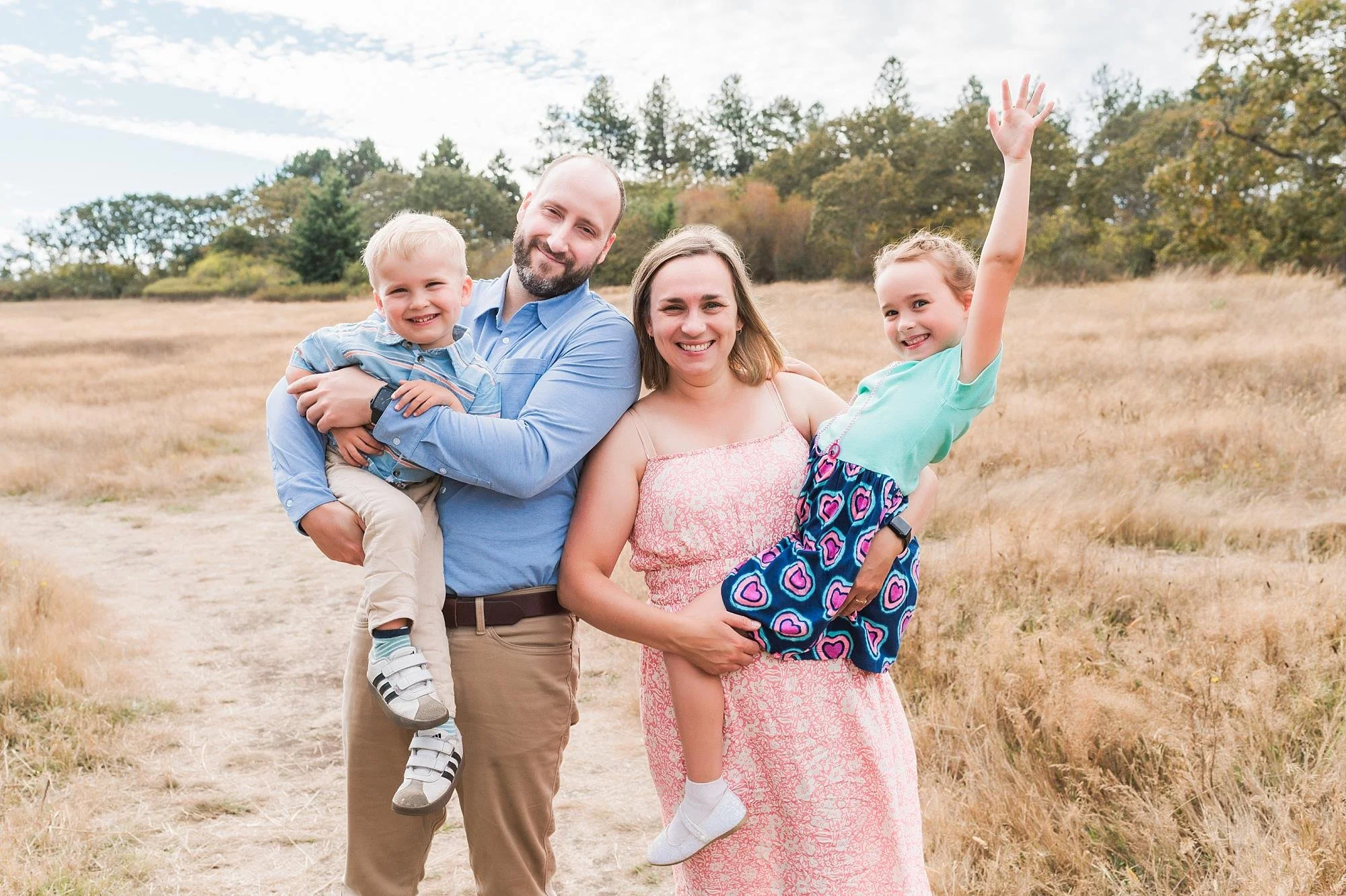 How cute are these four?! ❤️ This sweet family biked to their session at Beacon Hill Park, so naturally, we had to capture a portrait with their wheels at the end! It&rsquo;s the perfect snapshot of how they truly spend time together, exploring the c