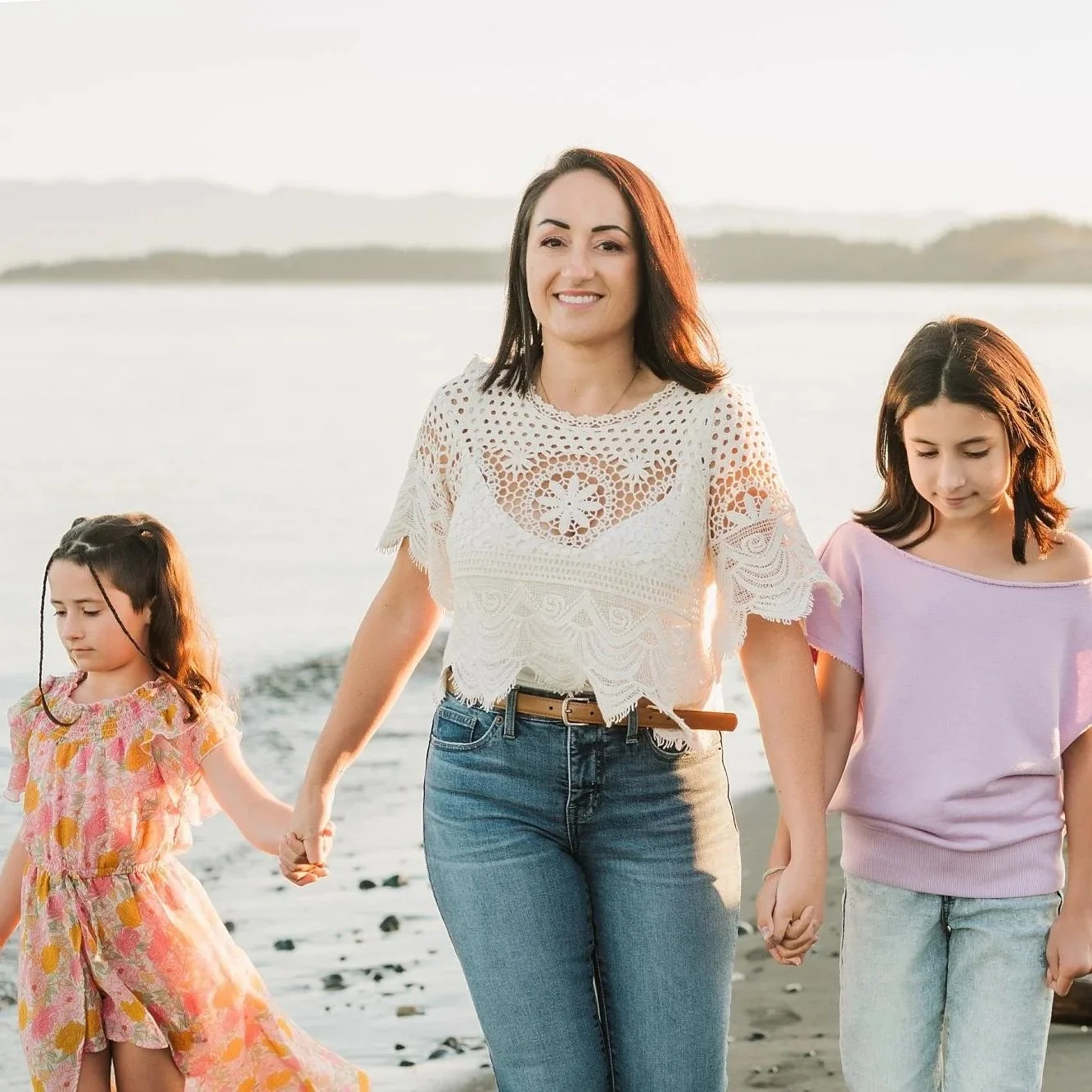 What to Wear for Family Photos: A Seasonal Style Guide for Victoria BC