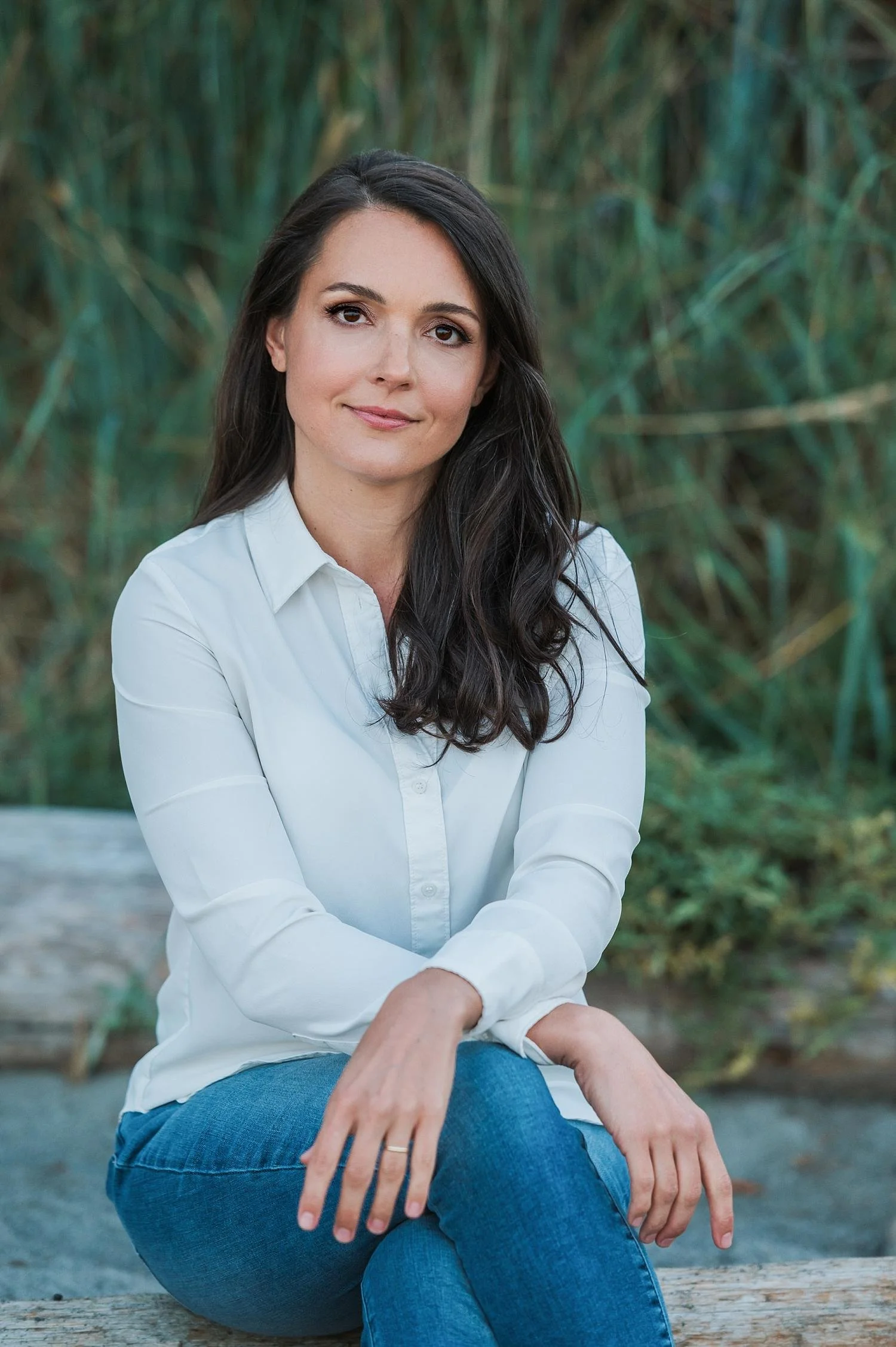 outdoor headshot in oak bay for a life coach professional