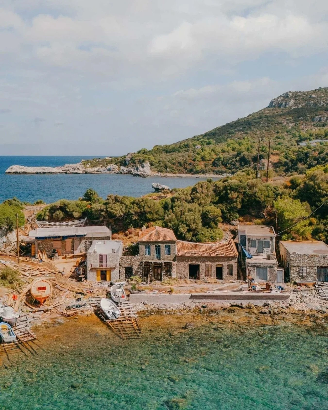 &laquo;&Omega;&delta;ή&raquo; &sigma;&tau;&omicron; &alpha;&gamma;&alpha;&pi;&eta;&mu;έ&nu;&omicron; &nu;&eta;&sigma;ί 🎶 &Sigma;&upsilon;&nu;&tau;&omicron;&nu;ί&sigma;&omicron;&upsilon; &epsilon;&delta;ώ &gamma;&iota;&alpha; έ&nu;&alpha; &mu;&omicro