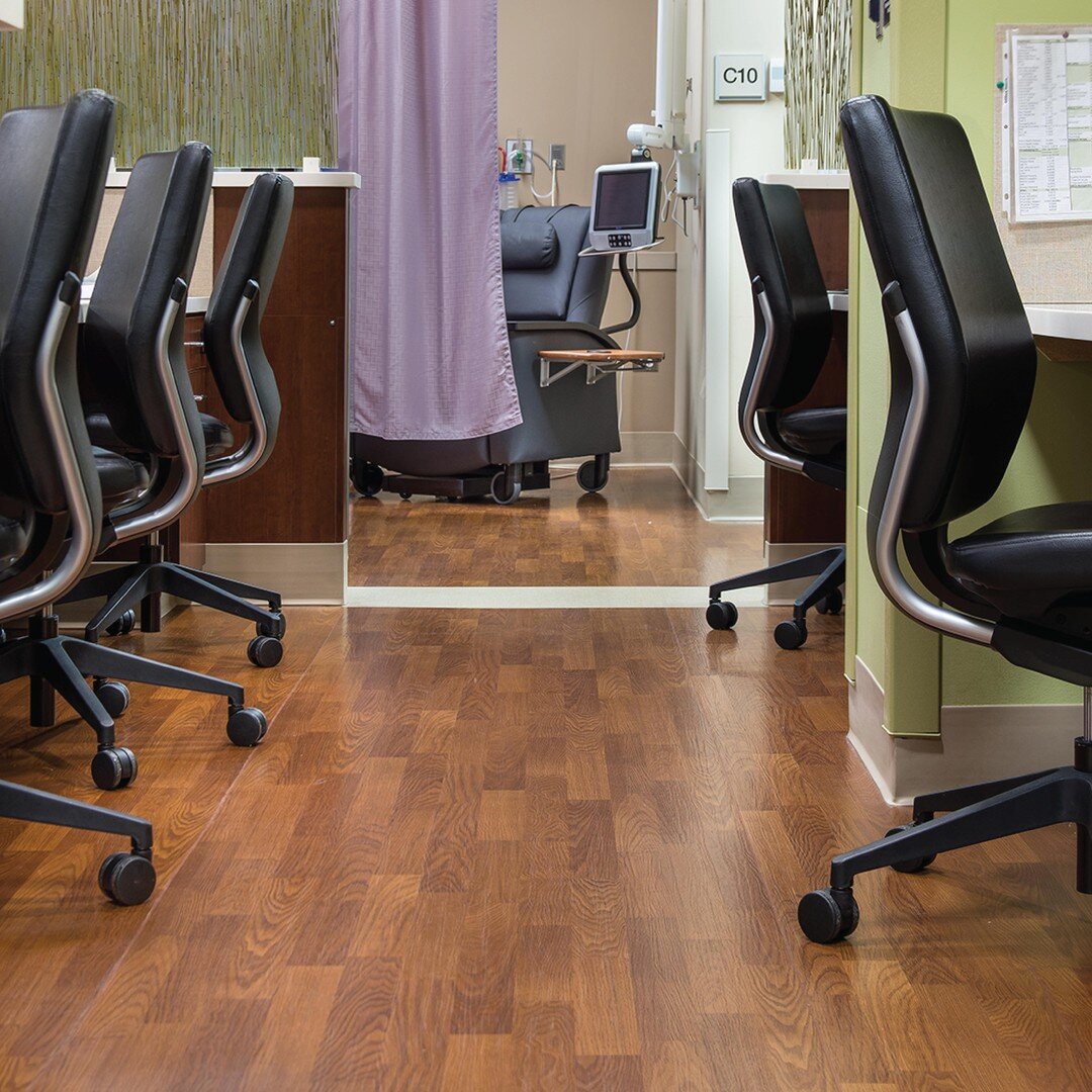 For the busiest of places... our Timberscapes HPD Resilient Sheet makes sure nurses stations, corridors and patient areas are clean, durable and highly functional. 

Learn more at Teknoflor.com/timberscapes

#interiordesign #healthcaredesign #design