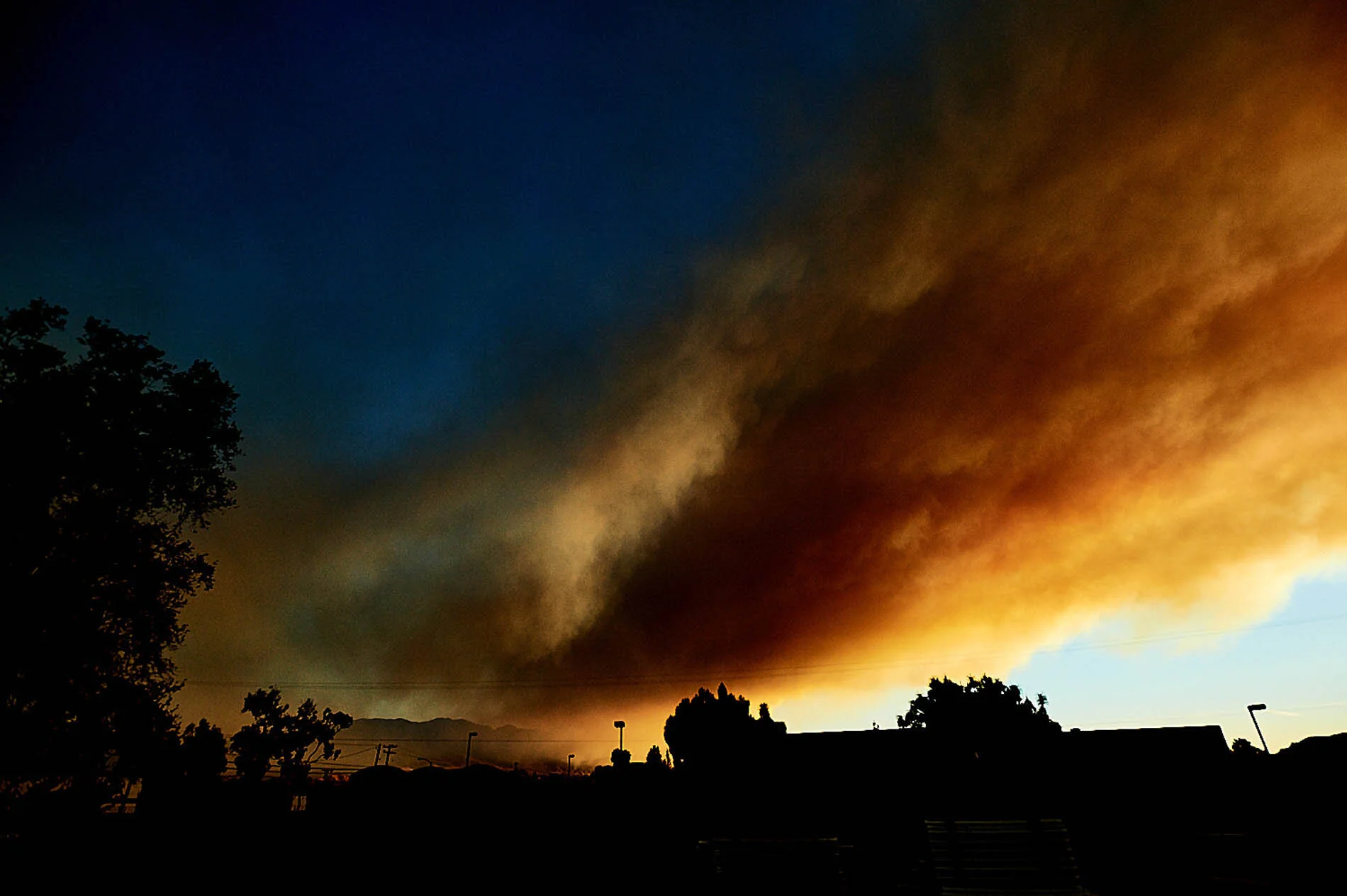 2017_12_14_ElHogar Fire Disaster_0953.jpg