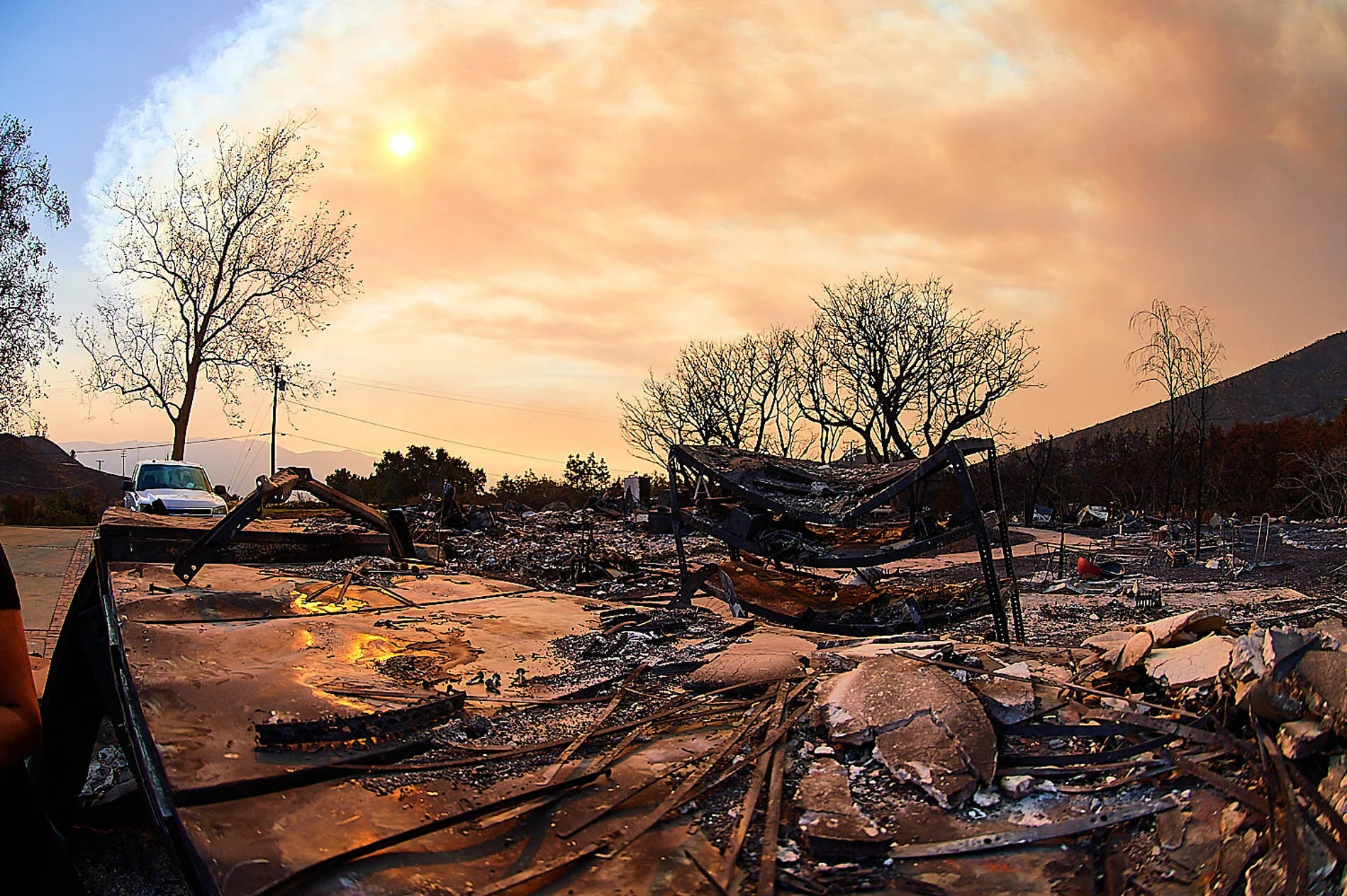 2017_12_16_ElHogar Fire Disaster_1159.jpg