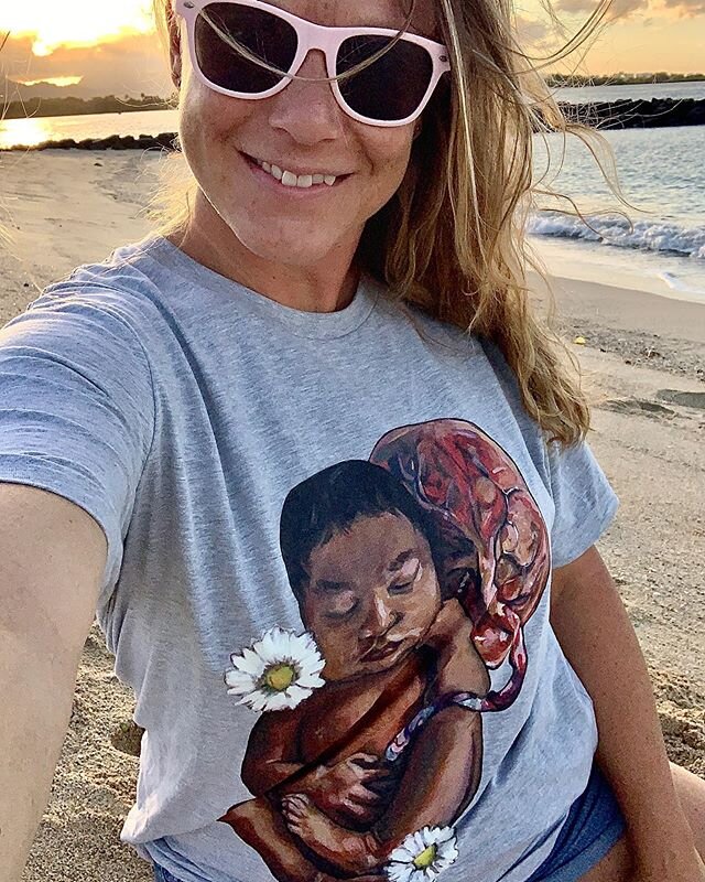 IN. LOVE. with my @birthnerds shirt!!! #HawaiiDoula #SupportArt #SupportBirthSupport