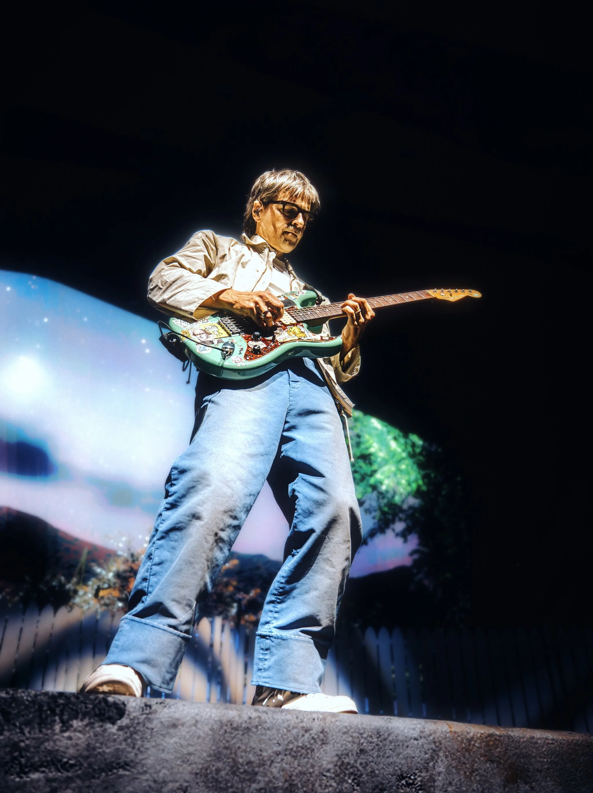 @weezer 🎸⚜️ /// 9.16.26 x @ballarenadenver