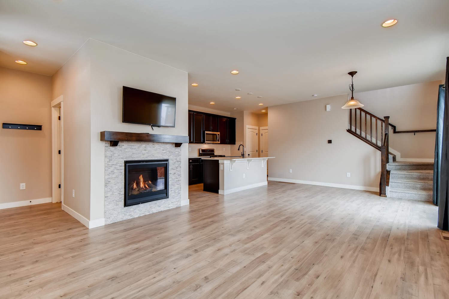 16437 Zuni Place Broomfield CO-large-005-004-Living Room-1499x1000-72dpi.jpg