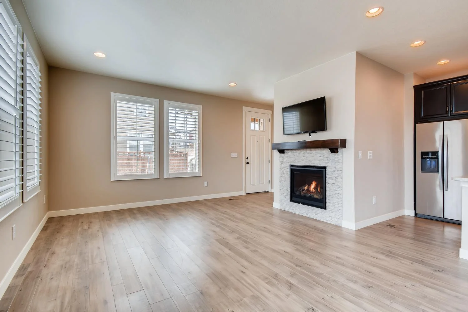 16437 Zuni Place Broomfield CO-large-006-006-Living Room-1499x1000-72dpi.jpg