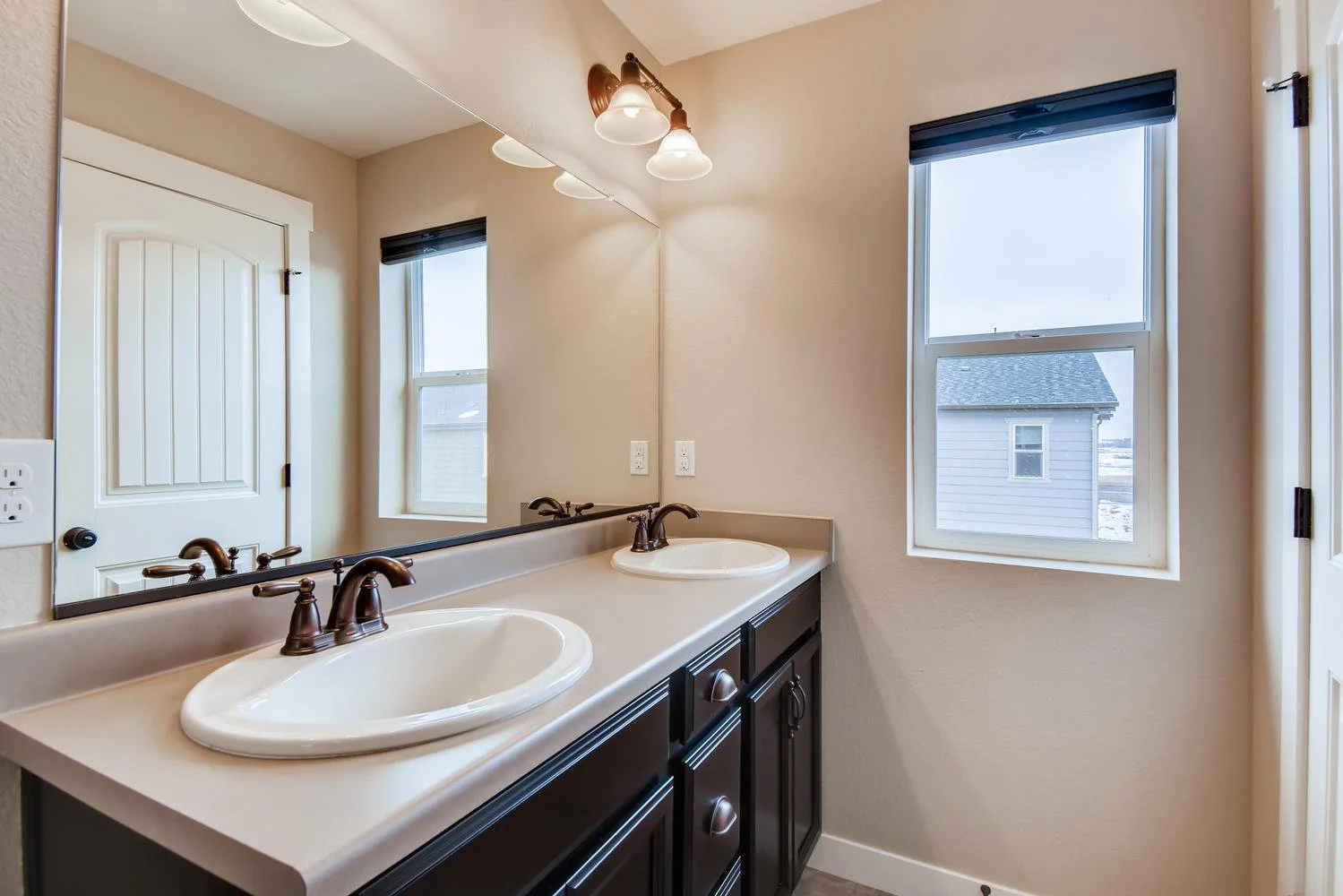 16437 Zuni Place Broomfield CO-large-017-016-2nd Floor Master Bathroom-1499x1000-72dpi.jpg