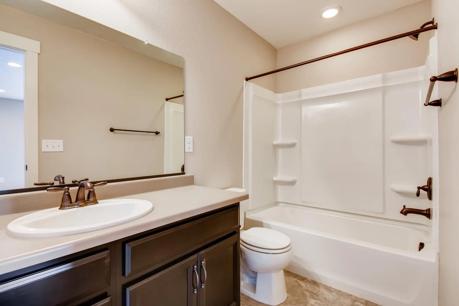 16437 Zuni Place Broomfield CO-large-020-022-2nd Floor Bathroom-1499x1000-72dpi.jpg