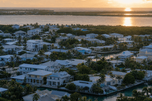 Key Insights for Waterfront Buyers in Middle Keys