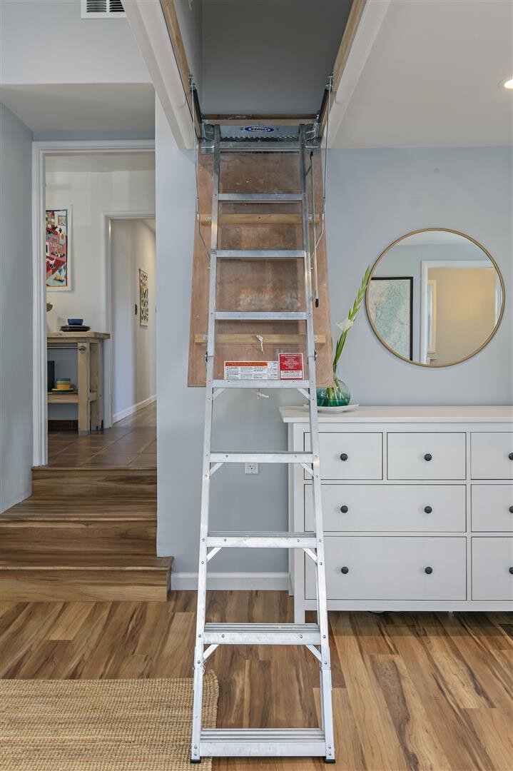 MLS 1008 Elm Ct El Cerrito036.JPG