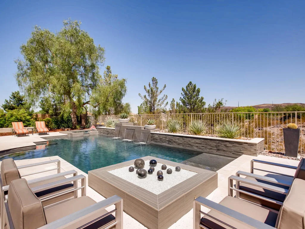 2 Isleworth Dr Henderson NV-034-5-Exterior Pool-MLS_Size.jpg