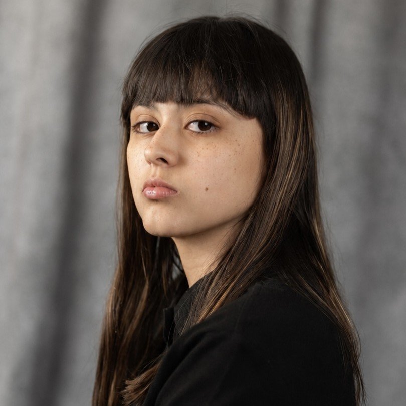 Selena Flores
