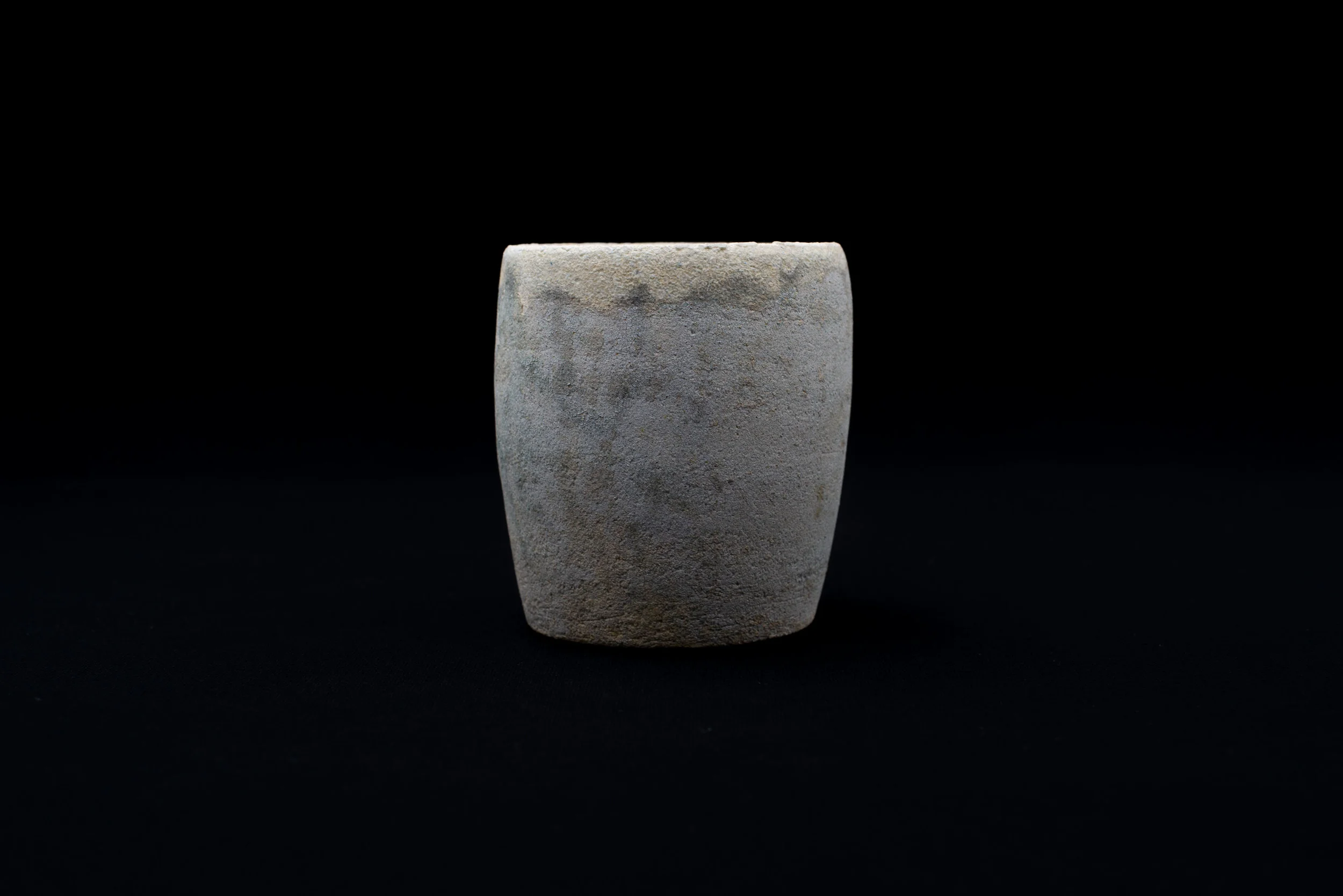 SMALL_FORMAT_VASE-1.jpg
