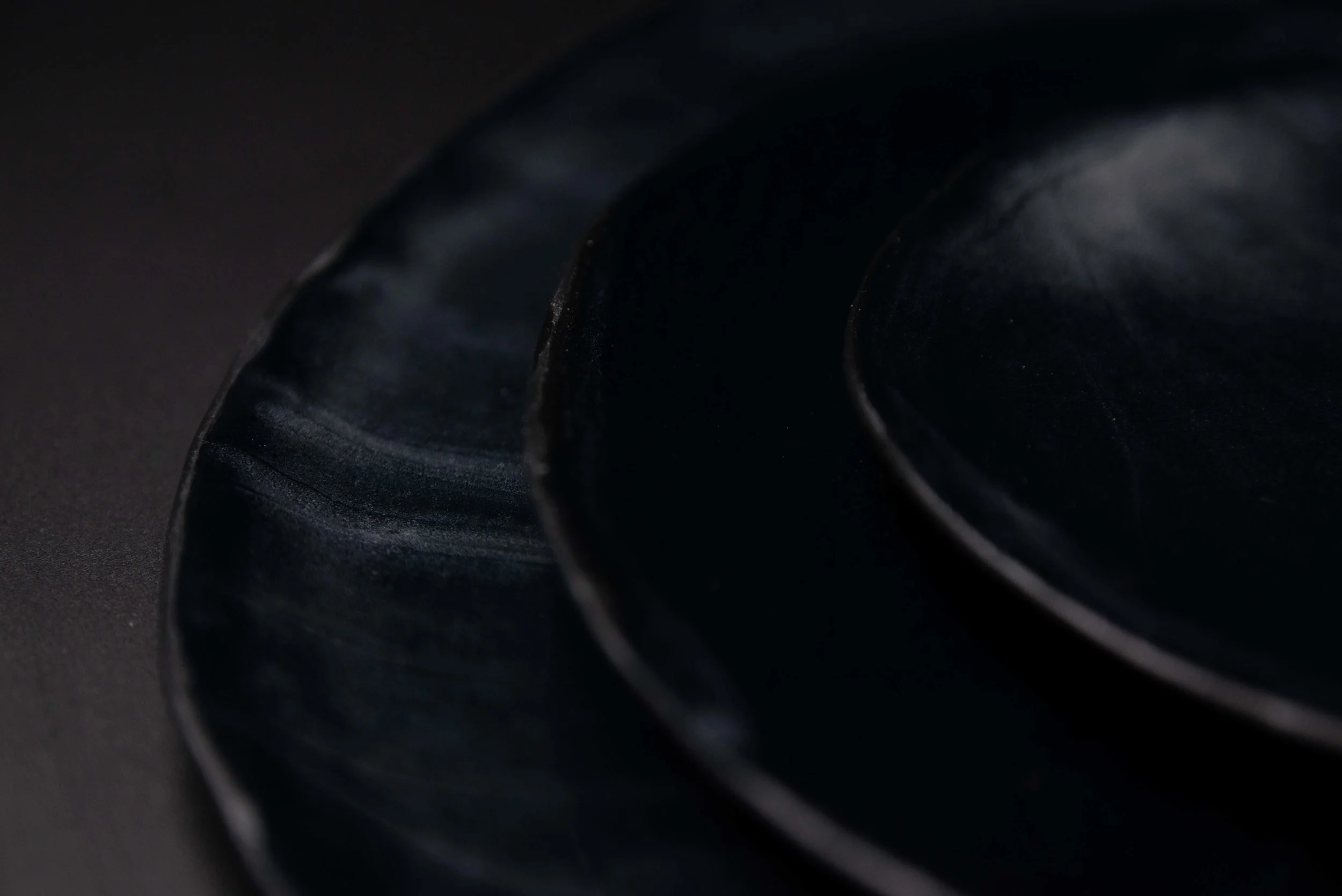 BLACK PORCELAIN-5.jpg