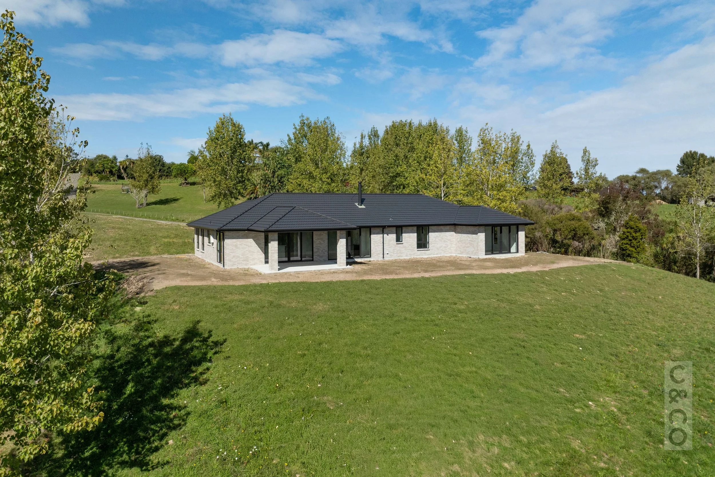 ridge-04.jpg
