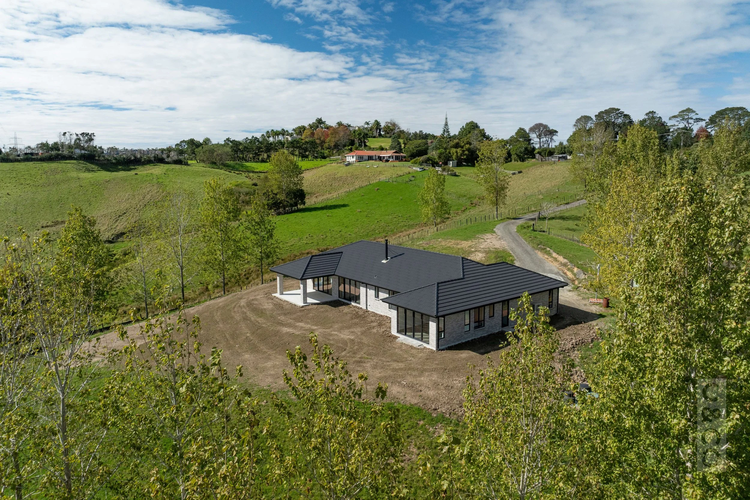 ridge-03.jpg