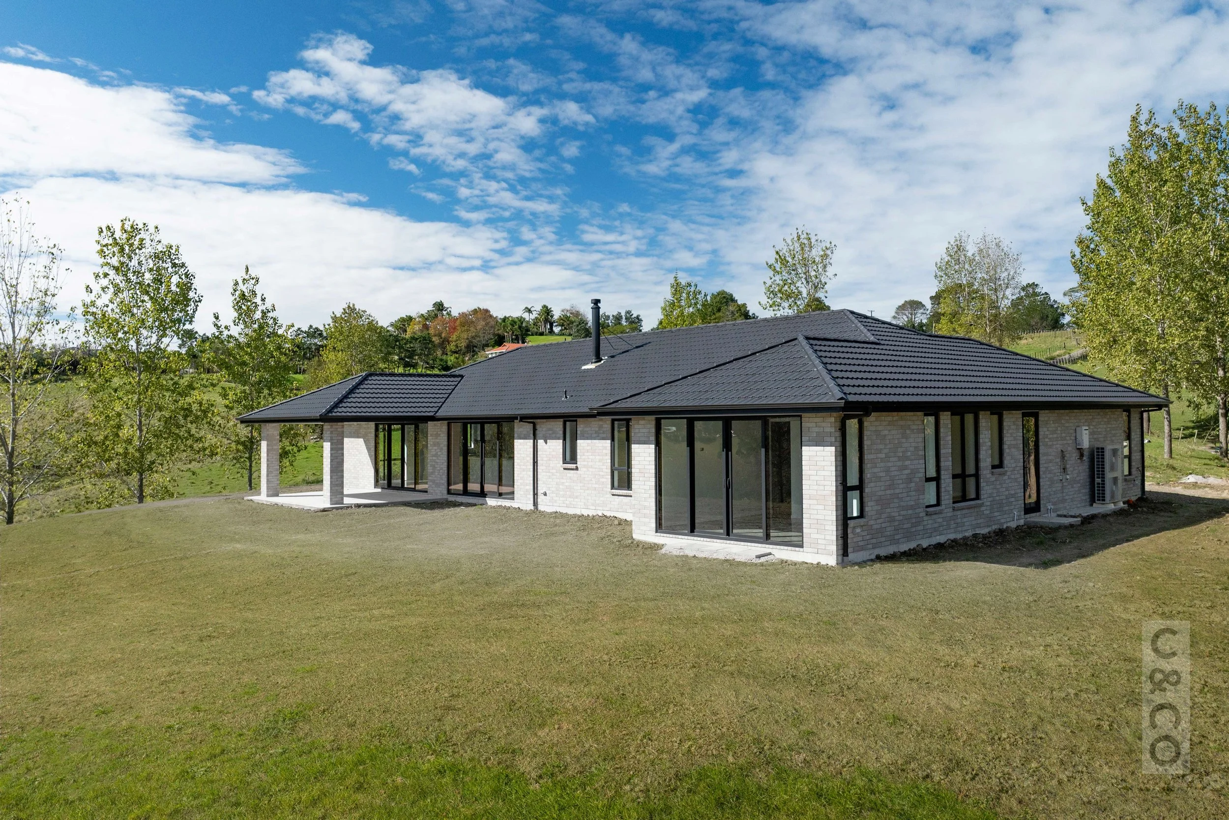 ridge-02.jpg