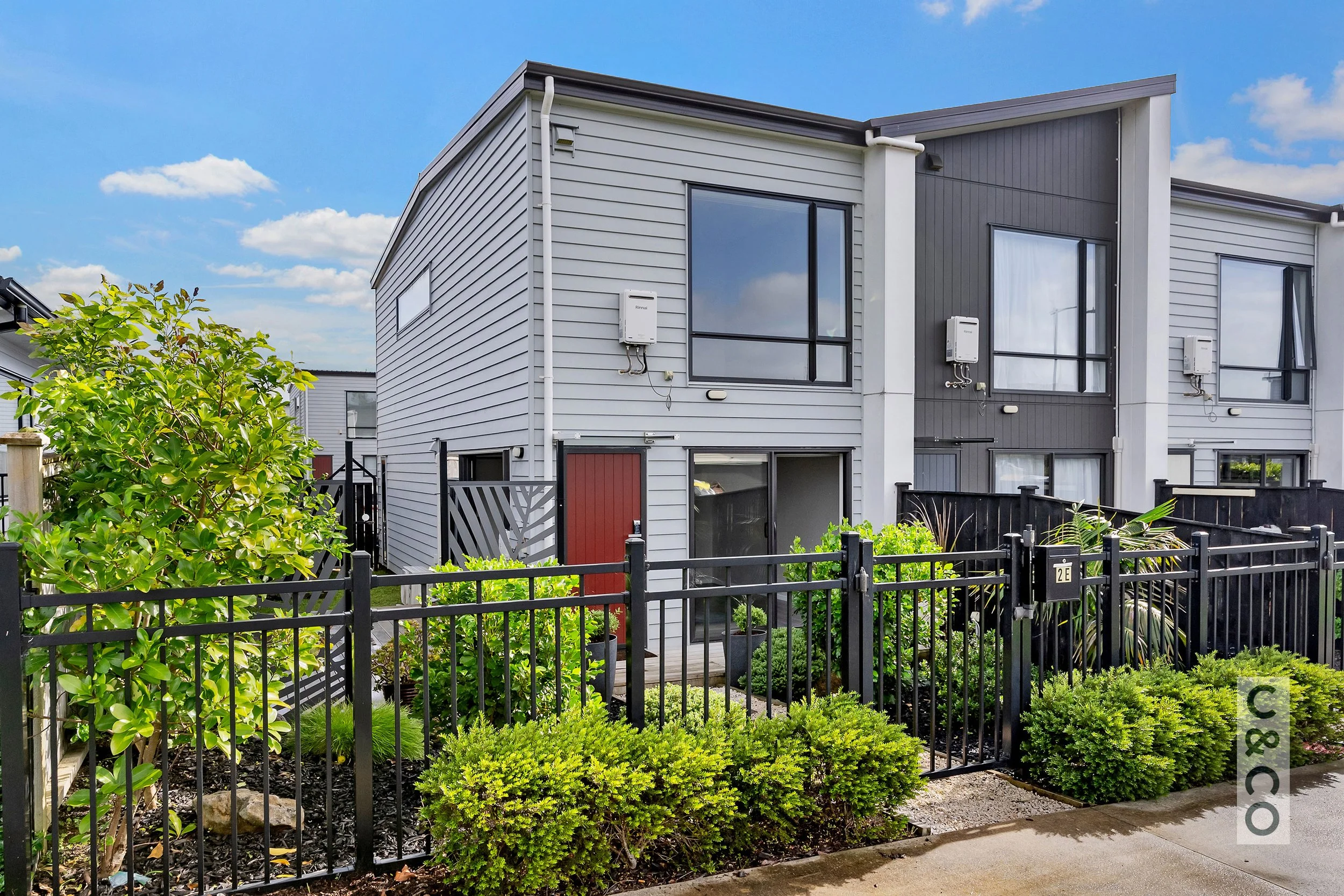 05 13305259_16-328-17_photo_print.jpg