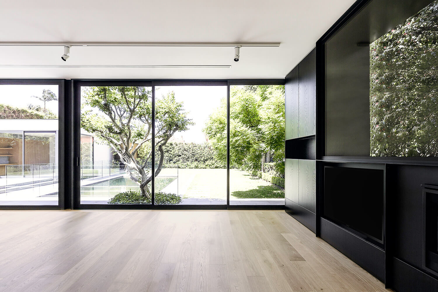 SA_MW_Malvern-Road_Living-2.jpg