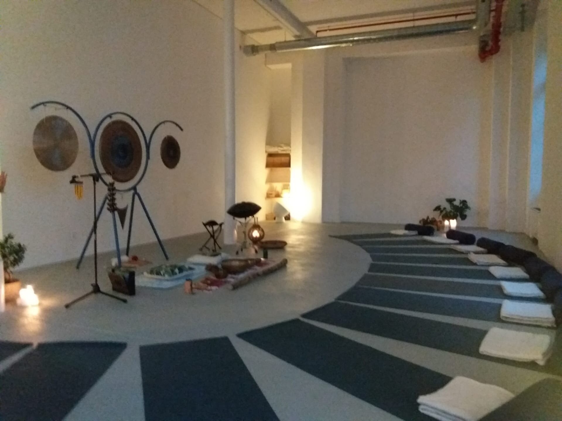 Armonizzazione sonora e Oli essenziali - appuntamento speciale