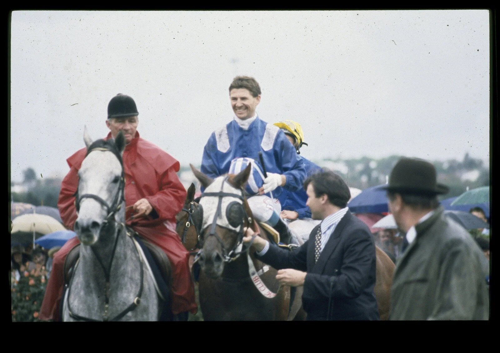 Ellis, R. (1994). [1994 Melbourne Cup Winner Jeune] [picture] / Rennie Ellis., Rennie Ellis Collection. Spring Racing Carnival, Victoria$$QRennie Ellis Collection. Spring Racing Carnival, Victoria. Source: State Library of Victoria.