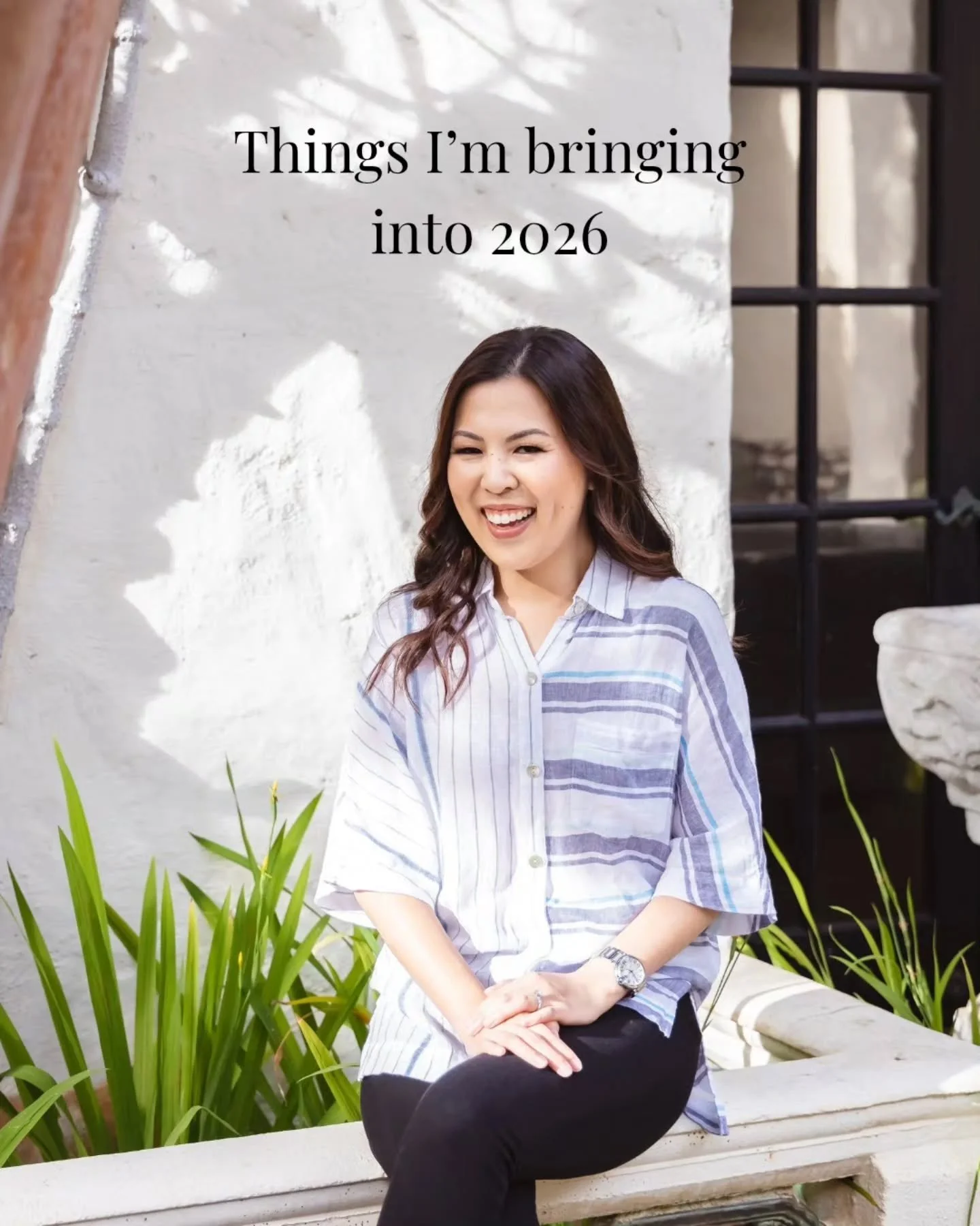 Things I'm taking into 2026 ✨

🚶🏻&zwj;♀️Movement. Get outside and be more active for my health.
📚 Quiet time and more reading. A while back I read 50+ books in a year! It helped me to learn and gain perspective.
🎆 Adventure and experiences make g