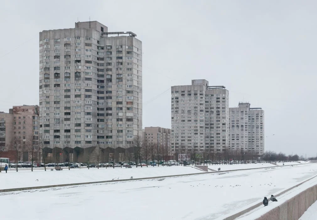 Новосмоленський житловий комплекс, Санкт-Петербург, побудований у 1986 році