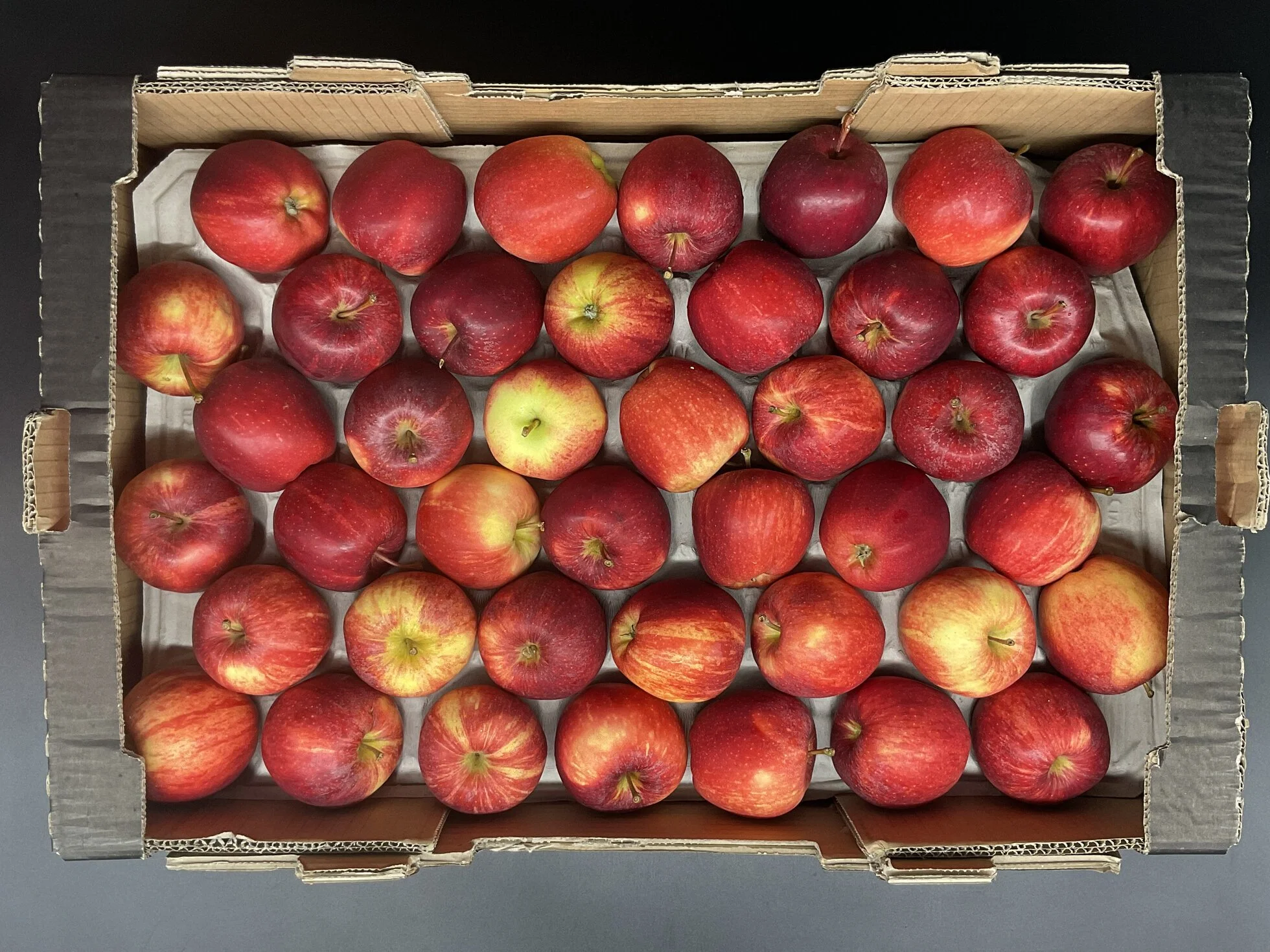 Royal Gala Apple — Hoole Food Market Chester Food & Flowers Delivery