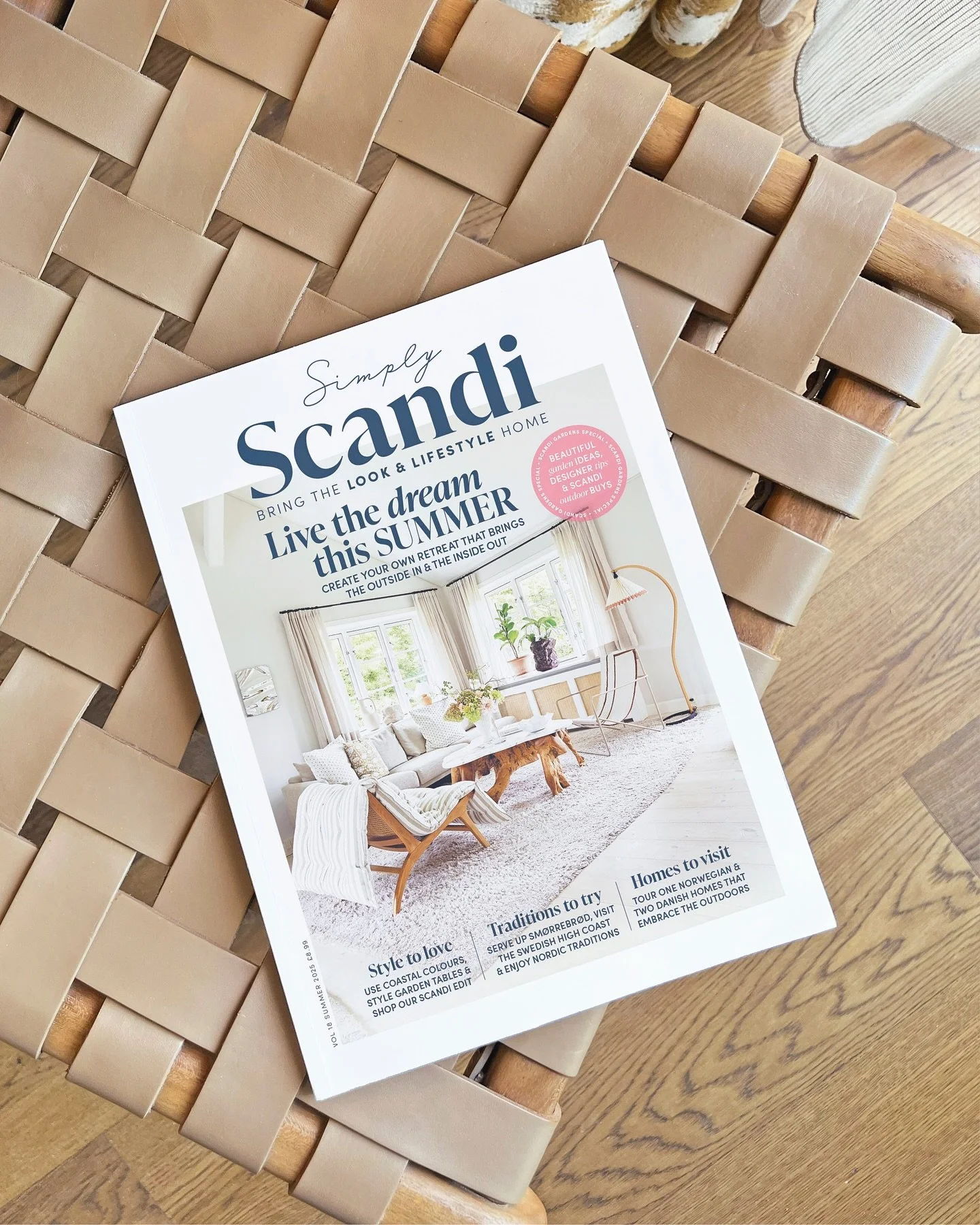 Don&rsquo;t miss the beautiful, inspiring summer issue of @simplyscandimag. We&rsquo;re currently working on the Autumn issue, and soon to be starting on Christmas&hellip; Yes, you heard that right - in this heat!

#magazinedesigner #freelanceartdire