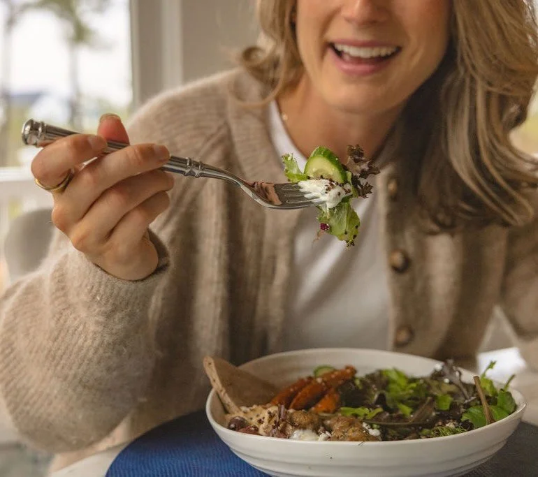 I&rsquo;ll let you in on a secret...

Crash diets don&rsquo;t create lasting change. If anything, they chip away at your relationship with food and leave you stuck in the all-or-nothing cycle.

You don&rsquo;t need more guilt.
You don&rsquo;t need st