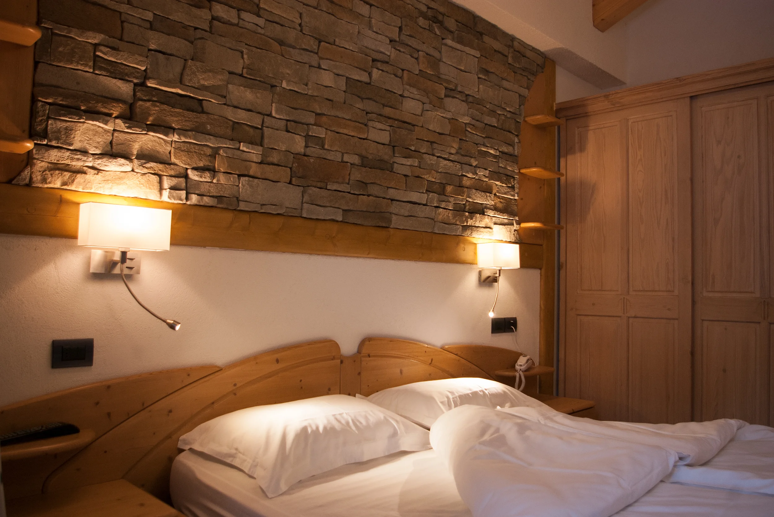 Home_camere.jpg