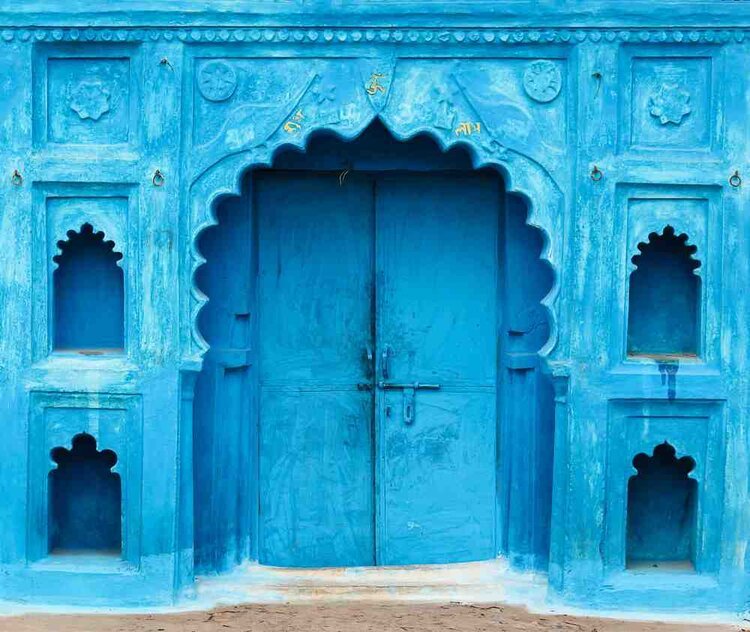 Indian_doorways_107315333-copy.jpg