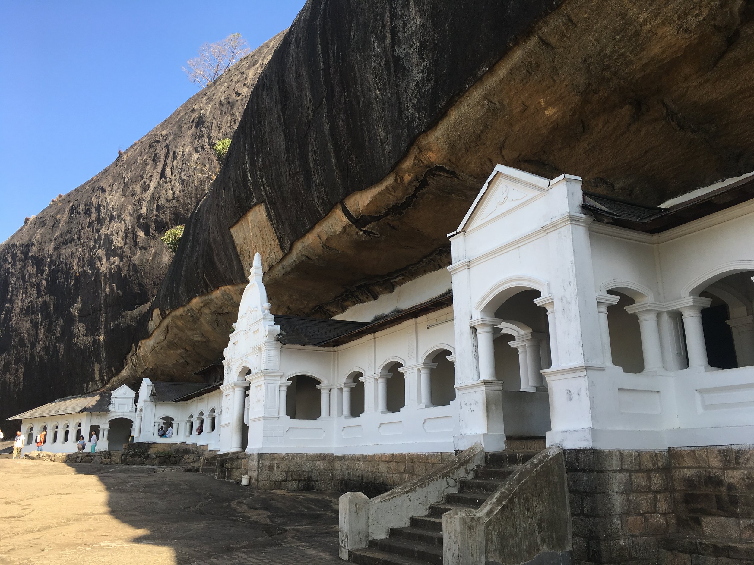 Dambulla Rock temples.JPG