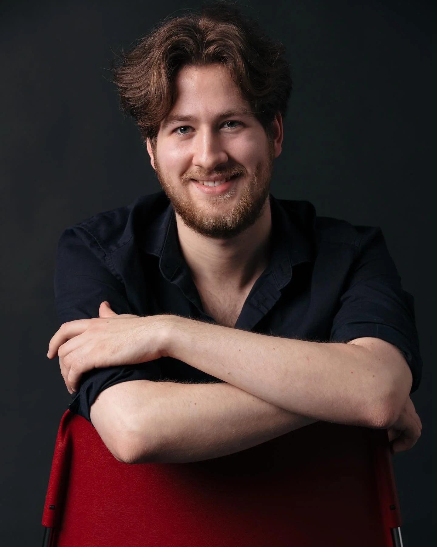 Headshot 1 Trey Eric Thompson.JPG