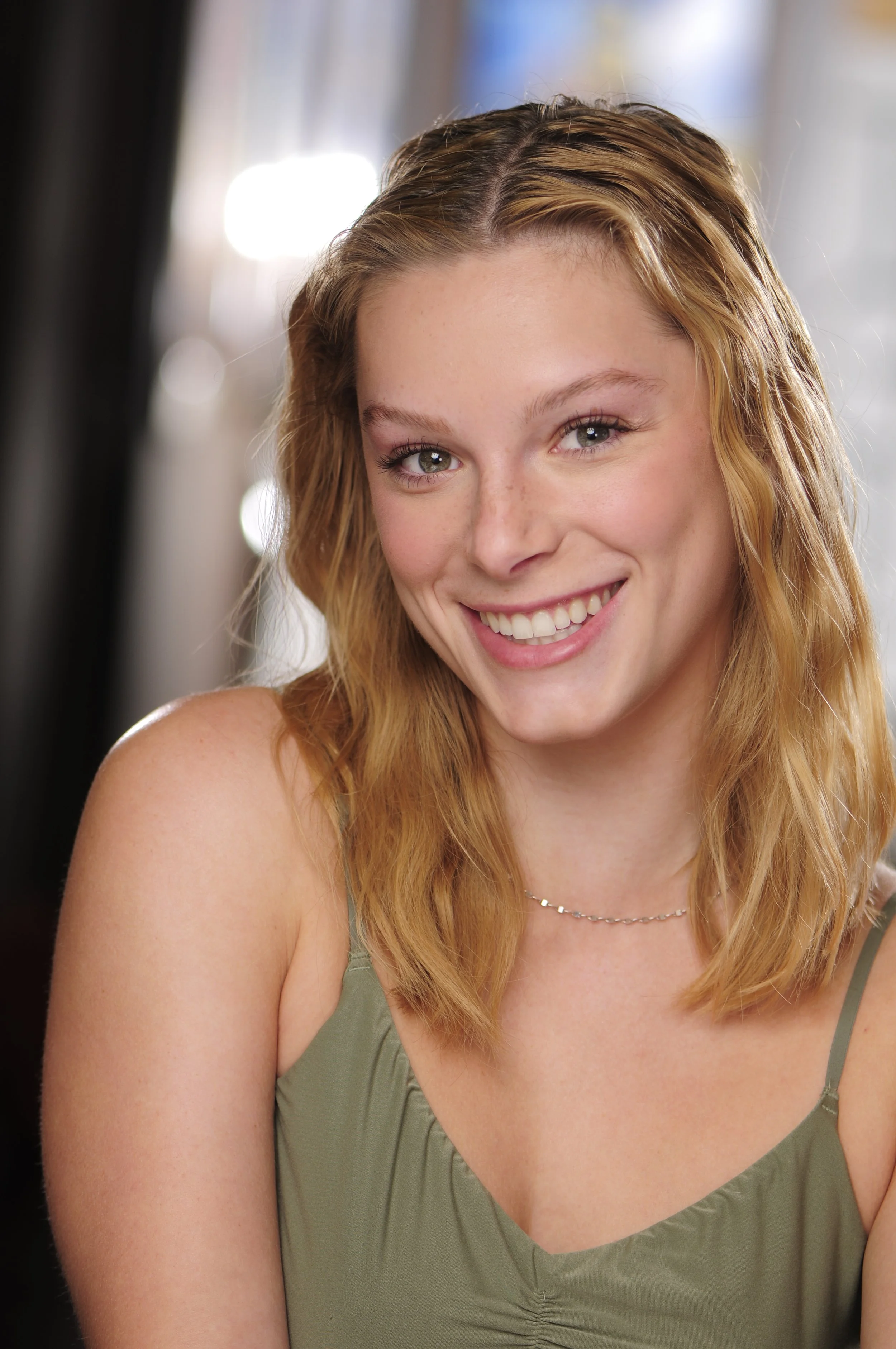 Miriam Eleanor Worley Headshot.JPG