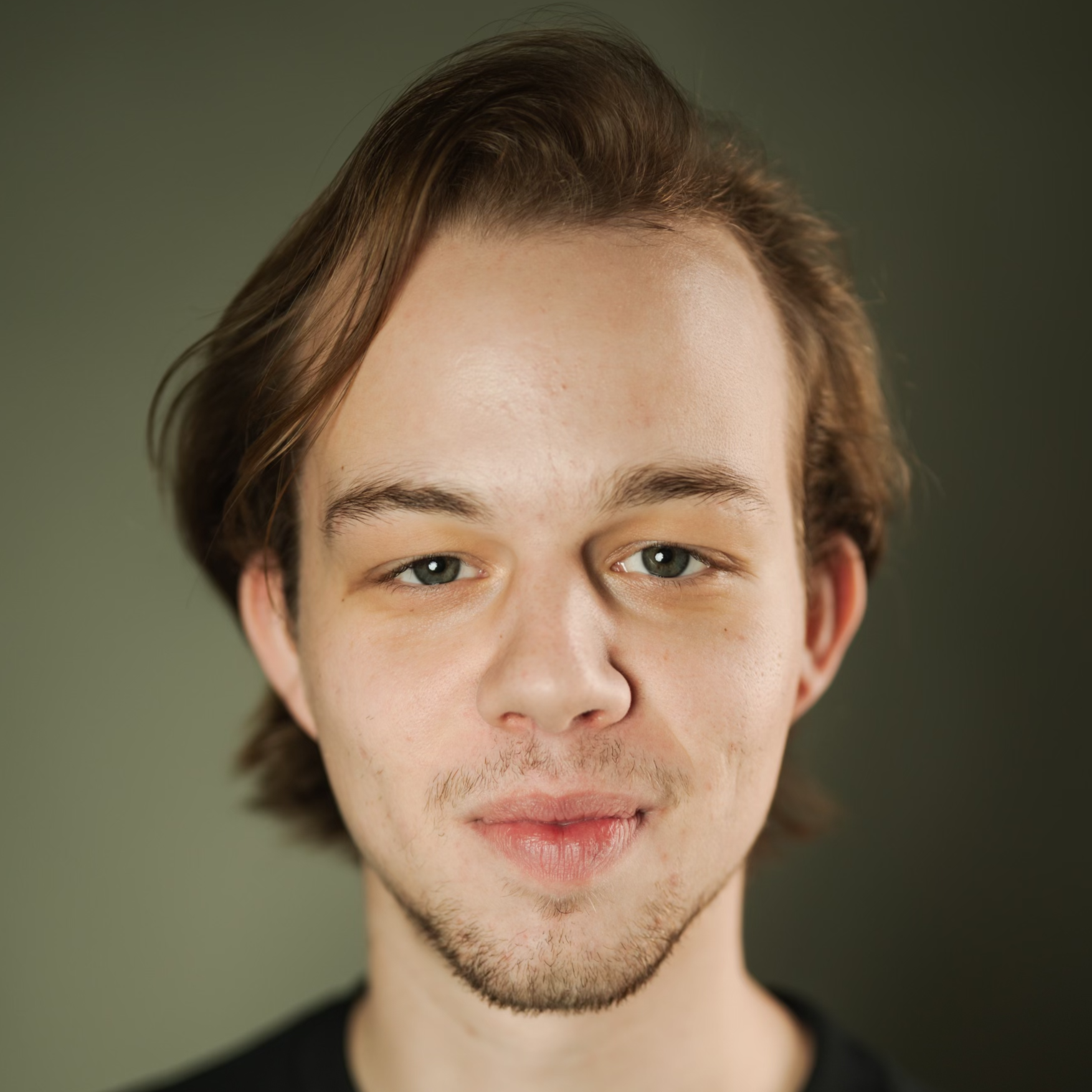 LUCAS BOOTH / SAG ELIGIBLE