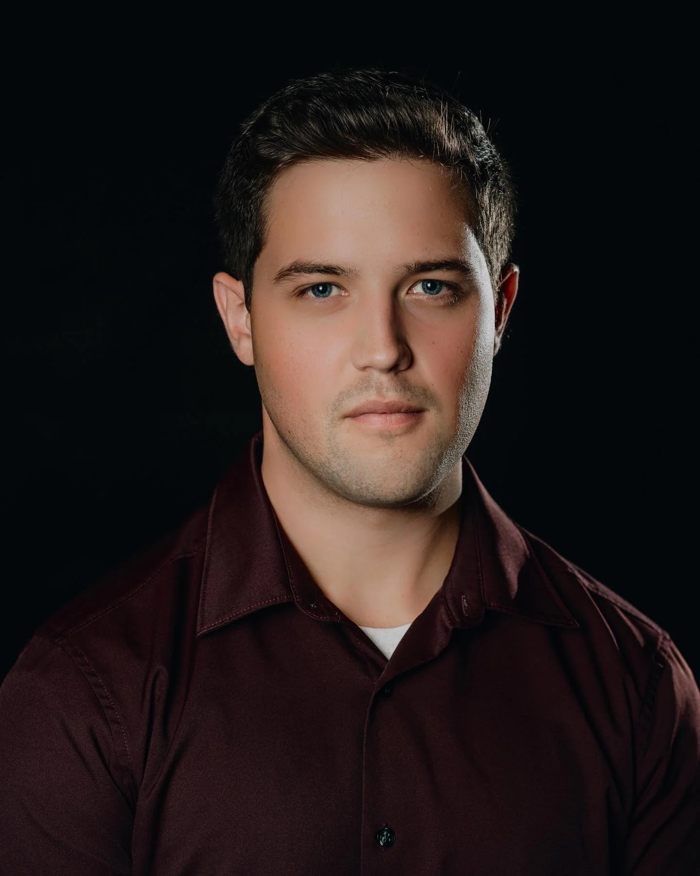 Headshot Joshua Pryor.JPG