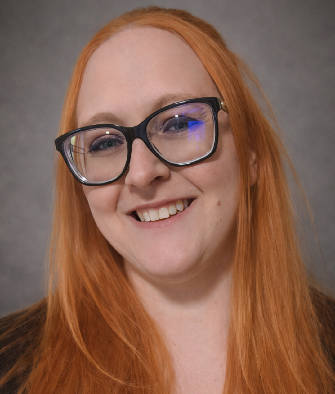 Amanda.Pearce.Headshot.Red Amanda Marie Pearce.png