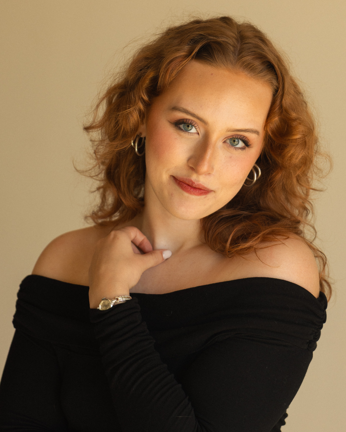 Headshot 6 Maddy Grimes.png