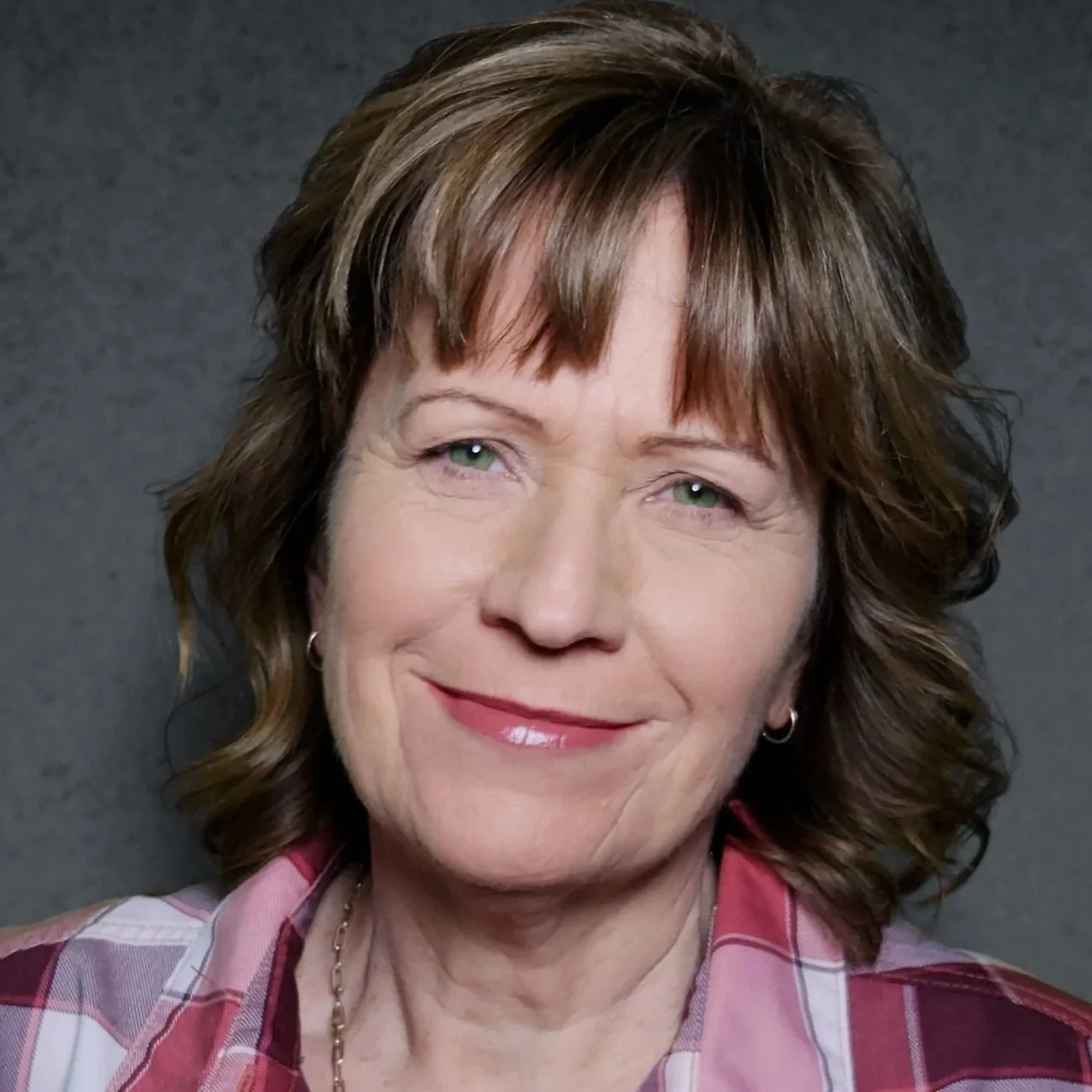 JULIE MCALLAN / SAG ELIGIBLE