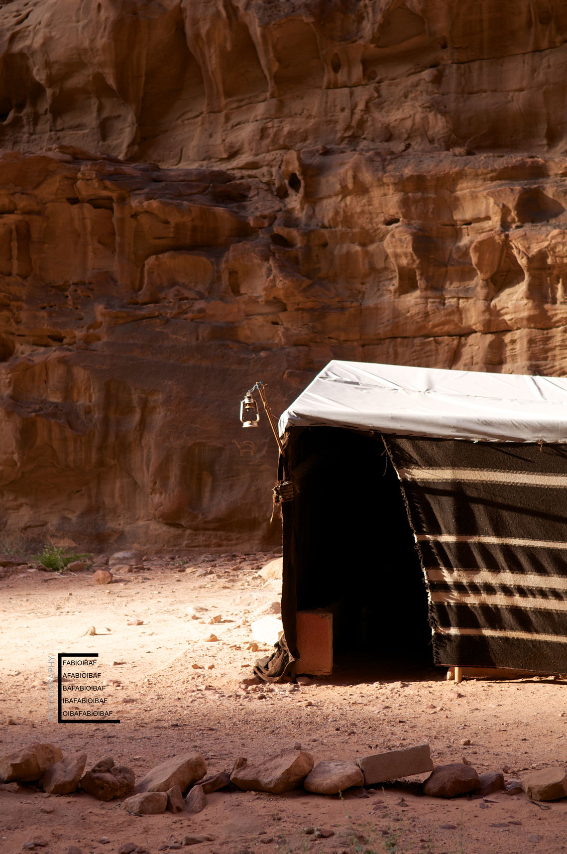Wadi-Rum---beduin-tend-entrance.jpg