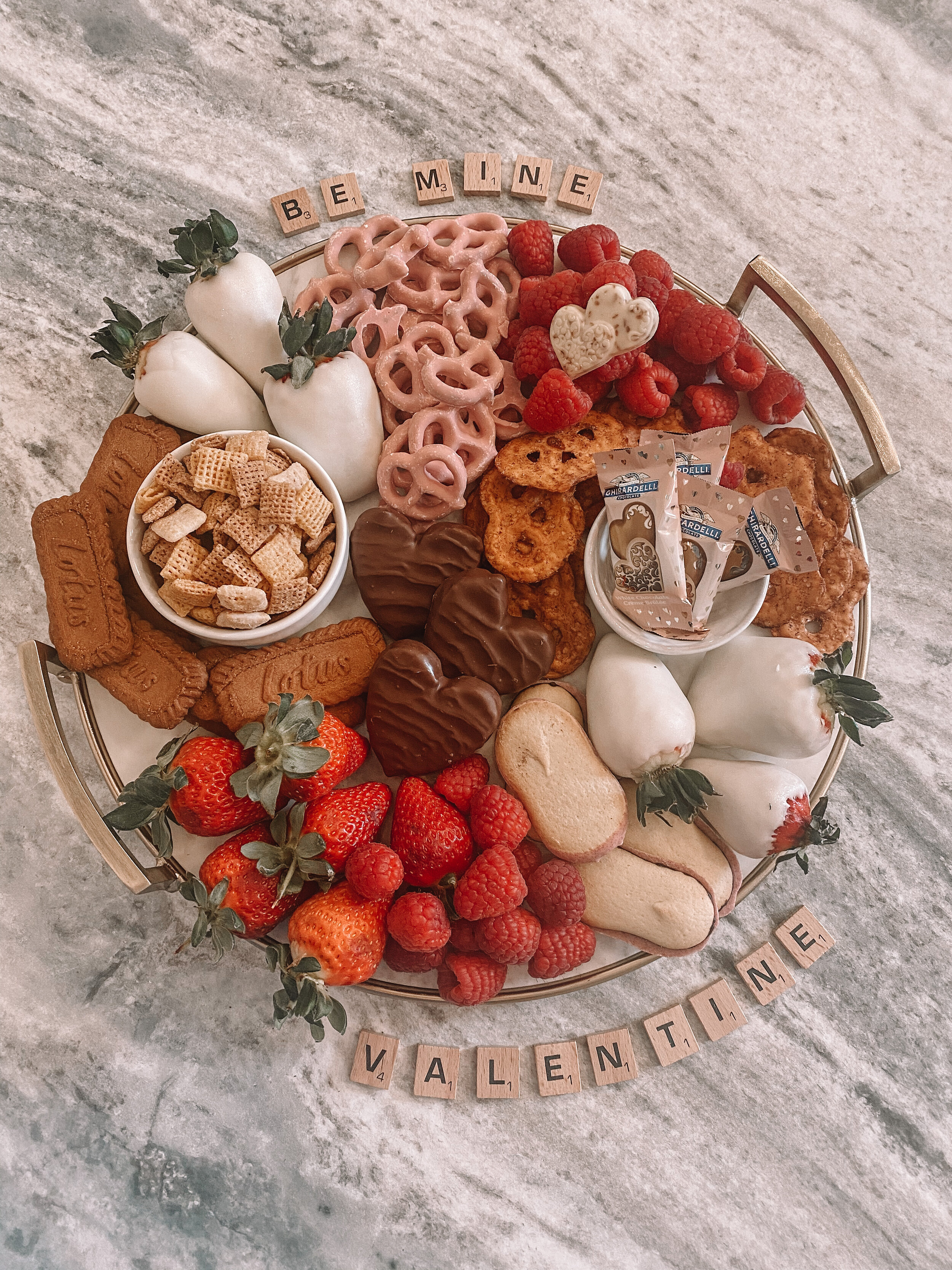 diy - valentine's day dessert board