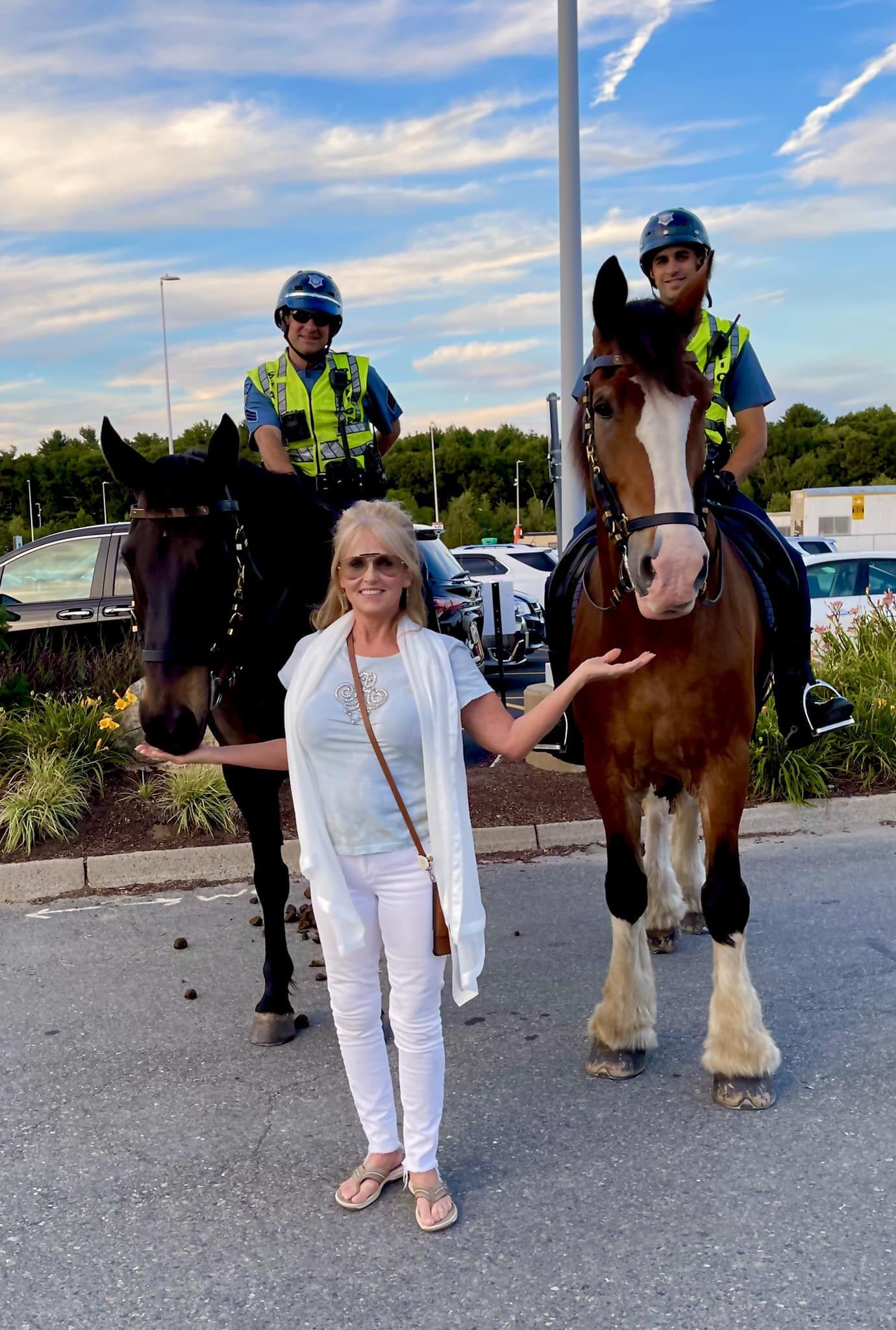 You can take the girl off the farm but you can&rsquo;t take the farm from the girl!￼
I found the horses !
#eltonjohn