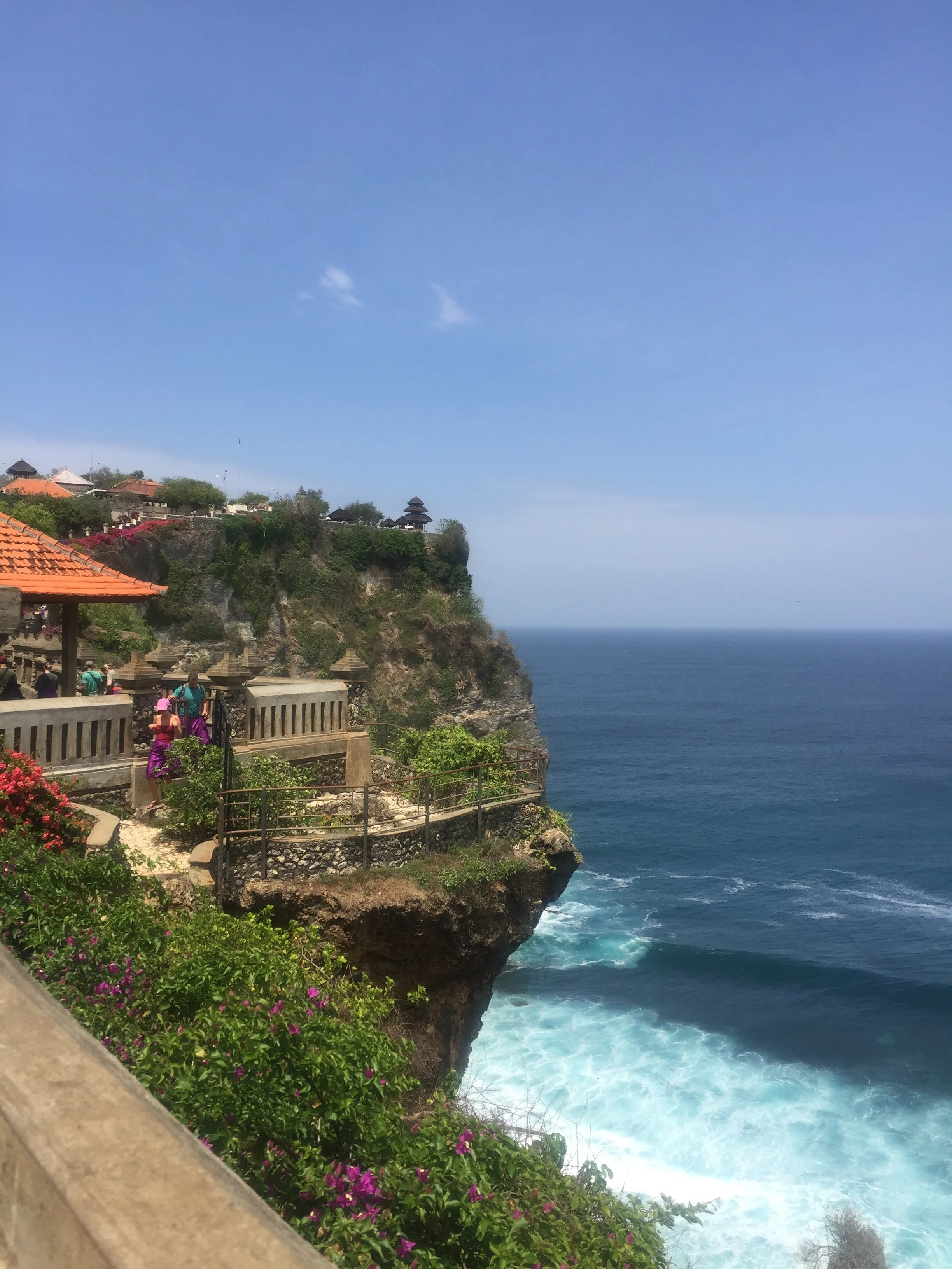 Uluwatu Temple & GWK Statue